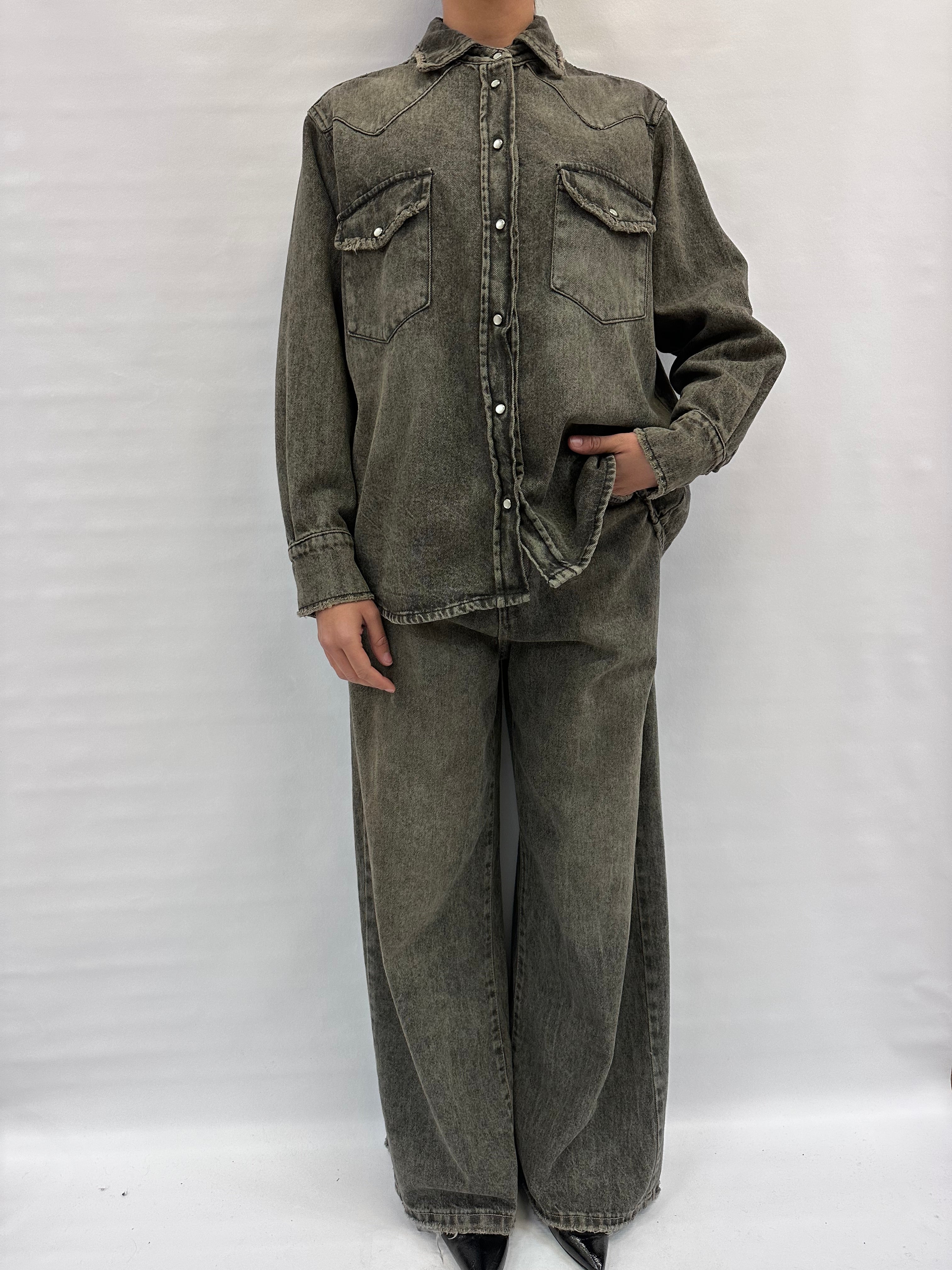 Jeans TENSIONE IN gambia molto ampia disponibile anche con camicia coordinata - COD: GIUSI-NOIR