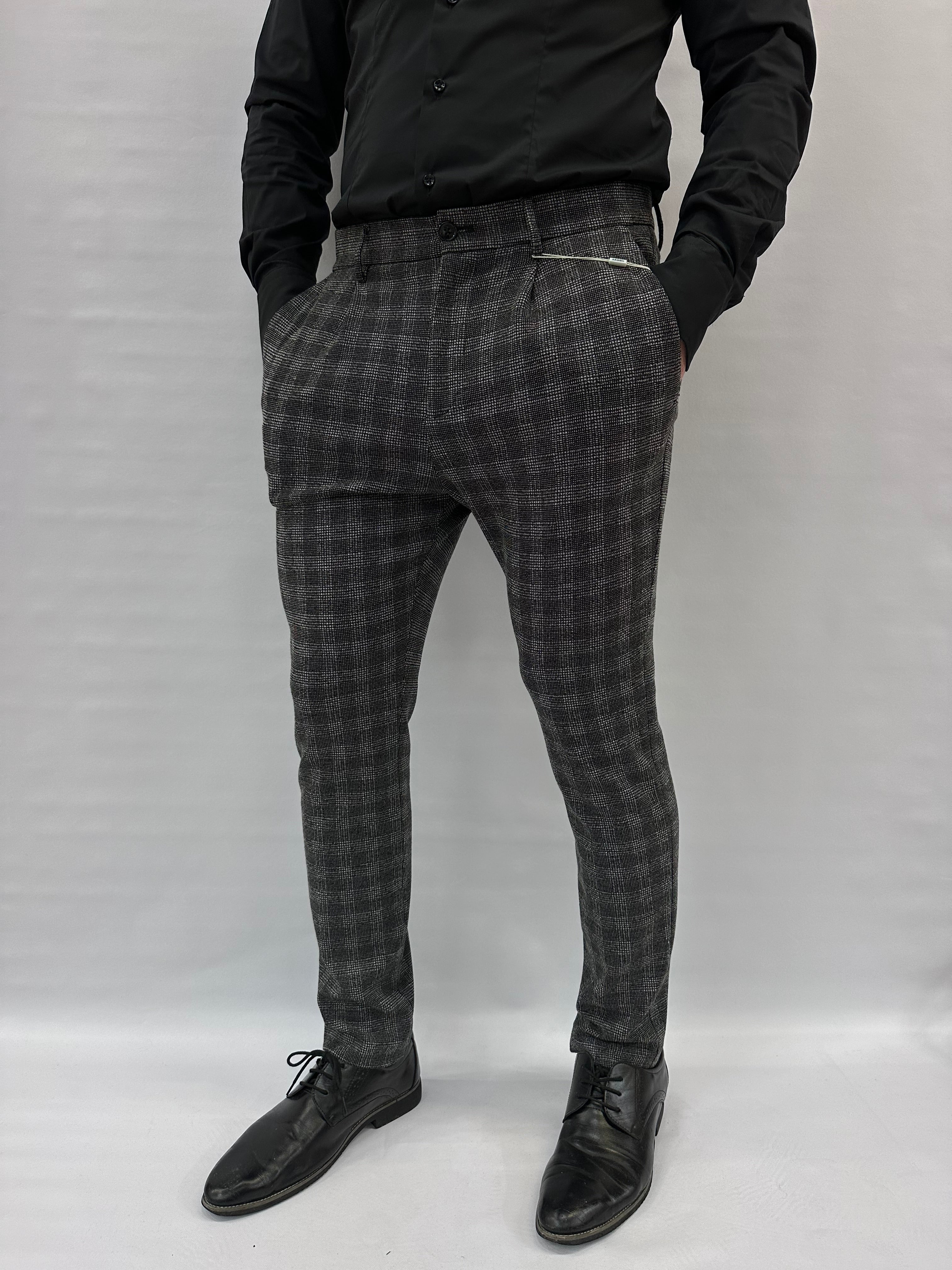 Pantalone XAGON MAN asciutto, elasticizzato, trama a quadri disponibile anche con giacca in coordinato - COD: PBERPA