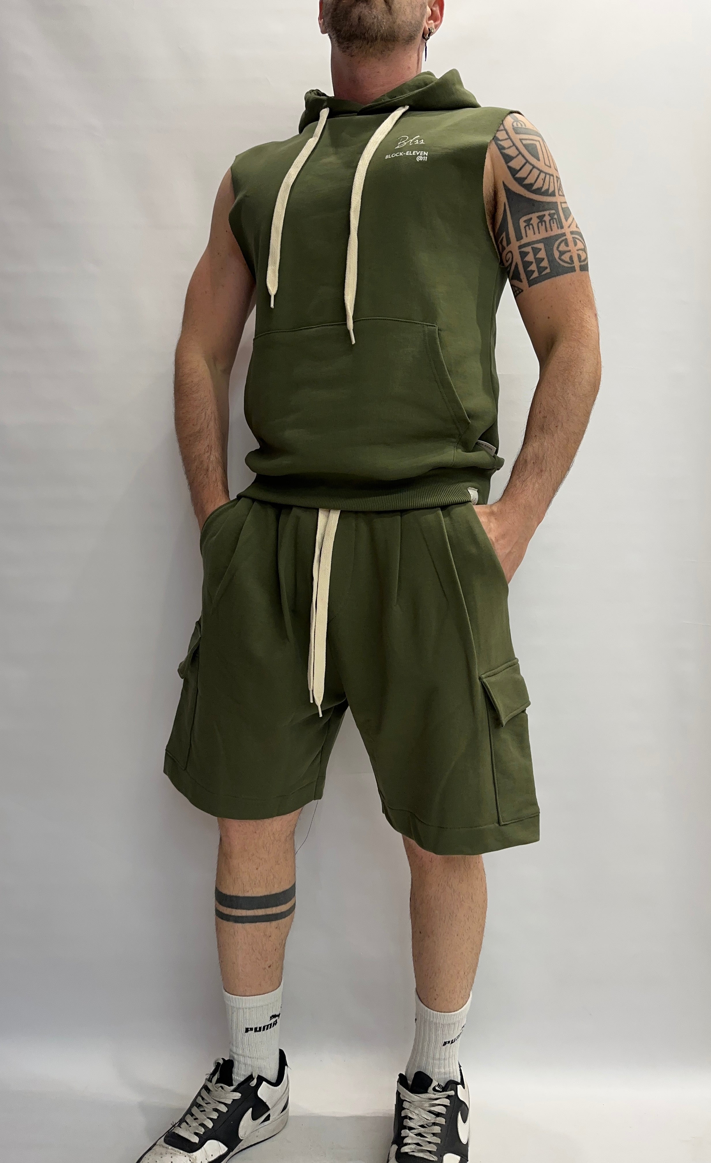 Coordinato BL11 composto da bermuda e smanicato , COD: 27BL05239 E 27BL060239