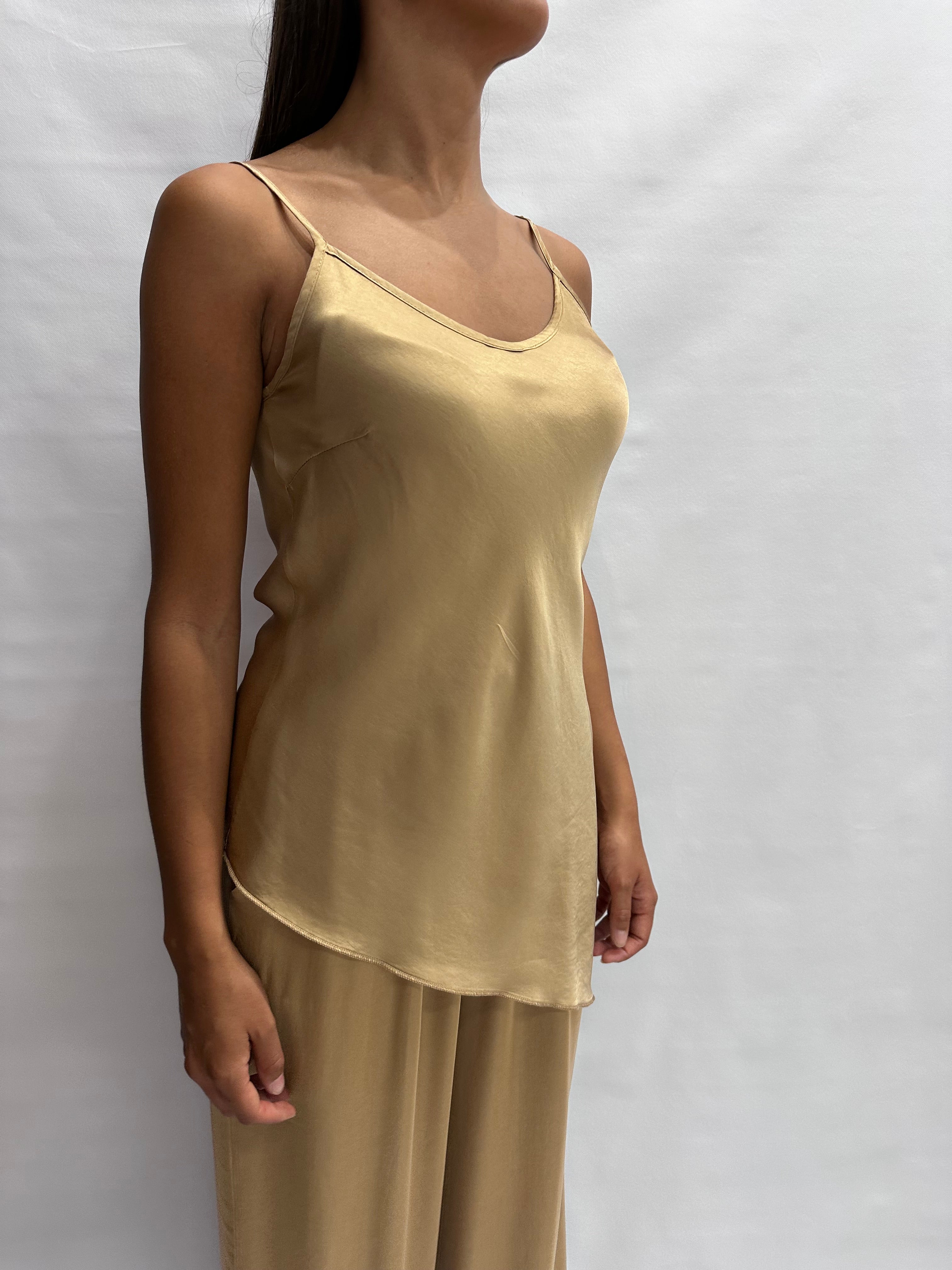 Canotta TENSIONE IN asimmetrica disponibile anche con pantalone in coordinato,  COD: G436T22R