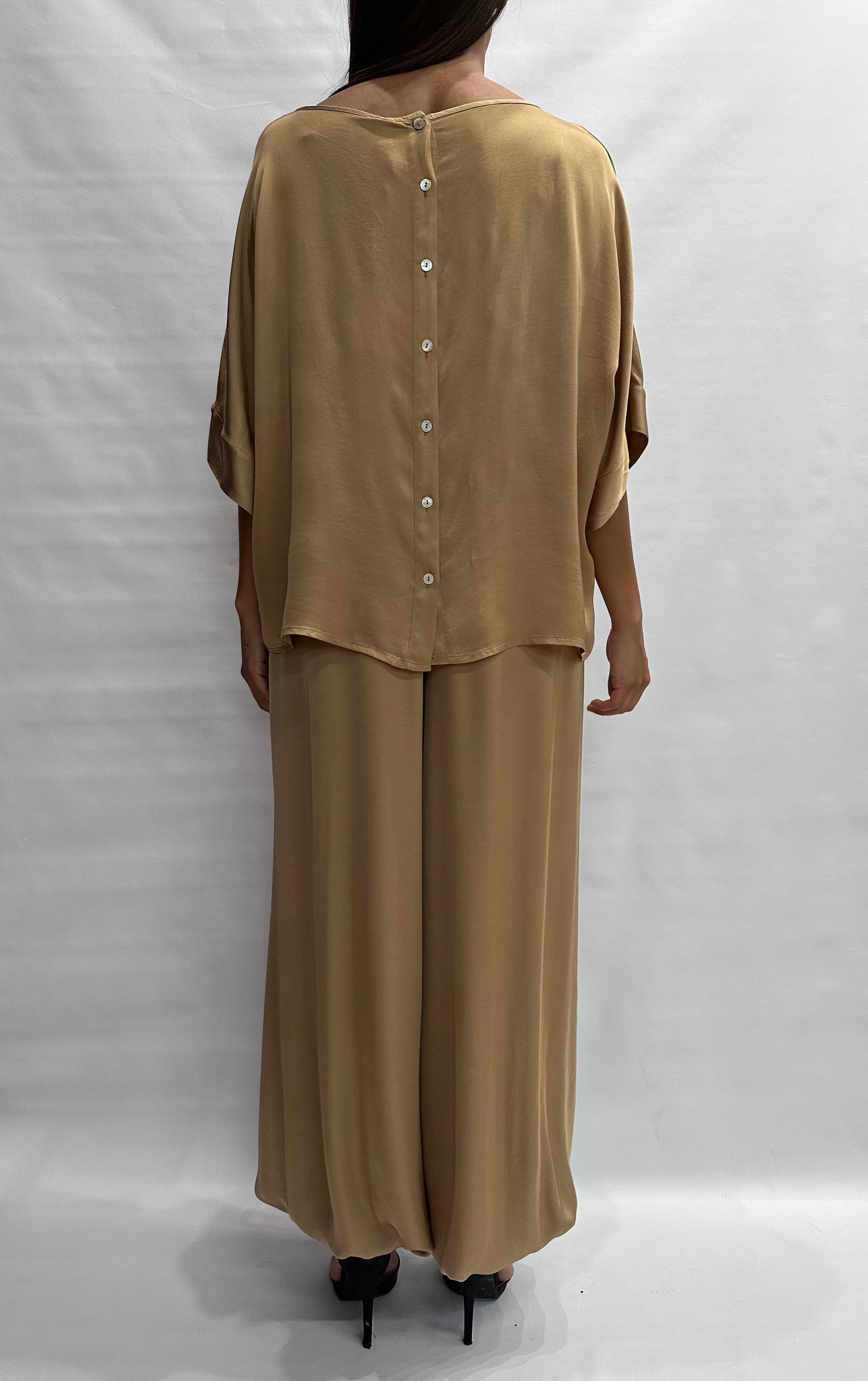 Pantalone TENSIONE IN modello "Aladino" disponibile anche con 3 pezzi sopra in coordinato, COD: G431P22R