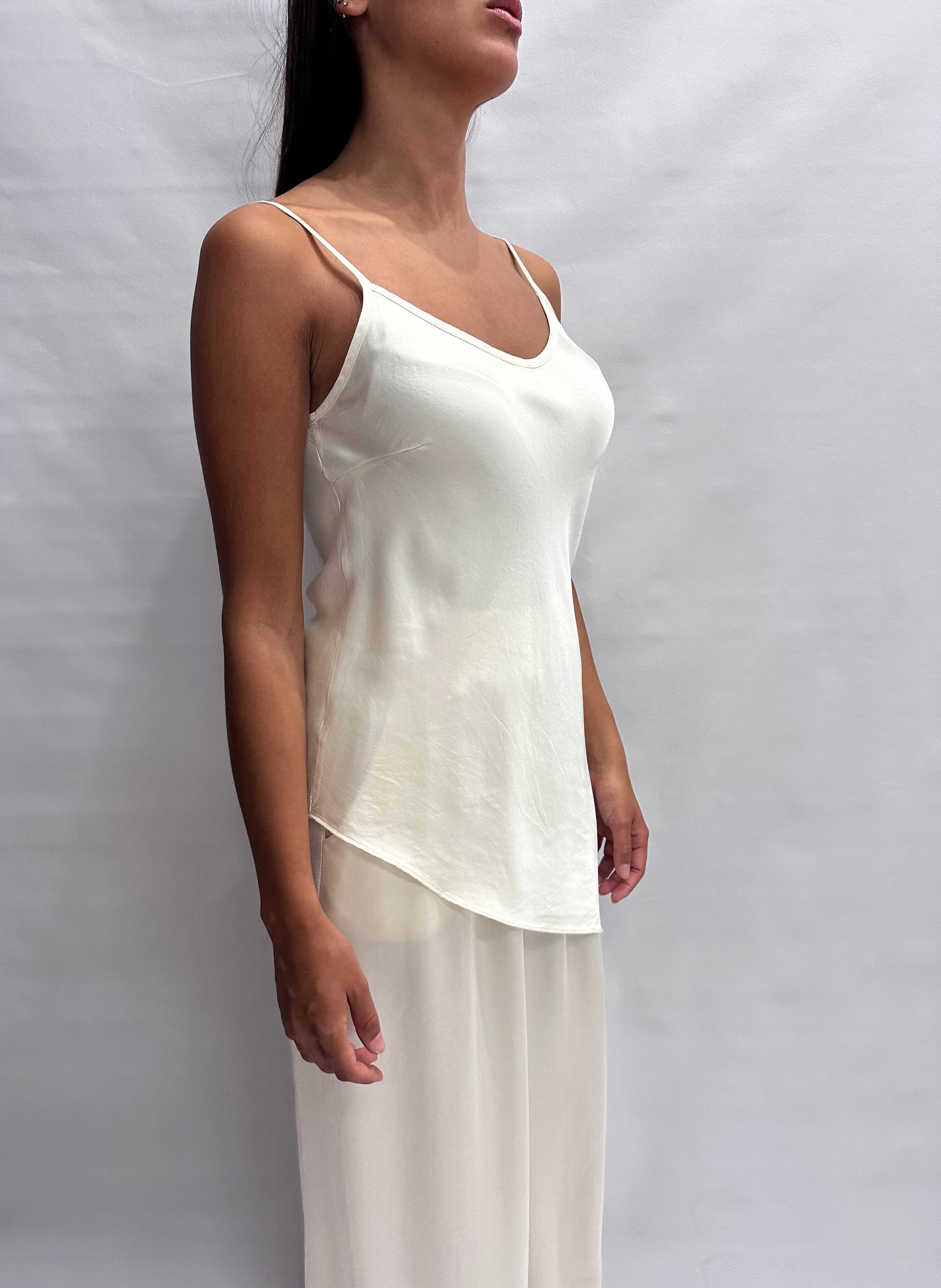 Canotta TENSIONE IN asimmetrica disponibile anche con pantalone in coordinato,  COD: G436T22R