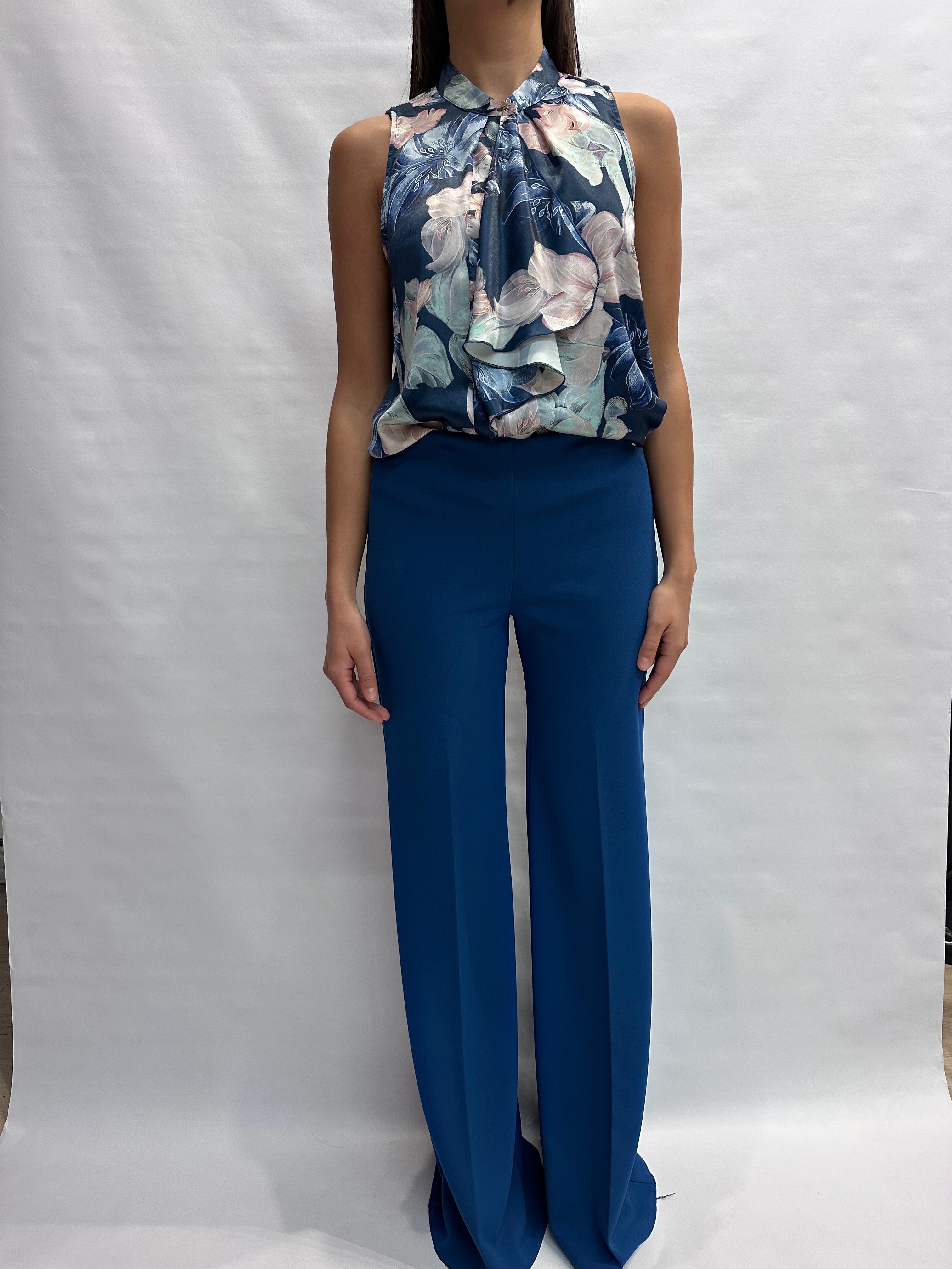 Pantalone RINASCIMENTO in crêpe a palazzo disponibile anche con tre giacche in coordinato COD: CFC0127877003