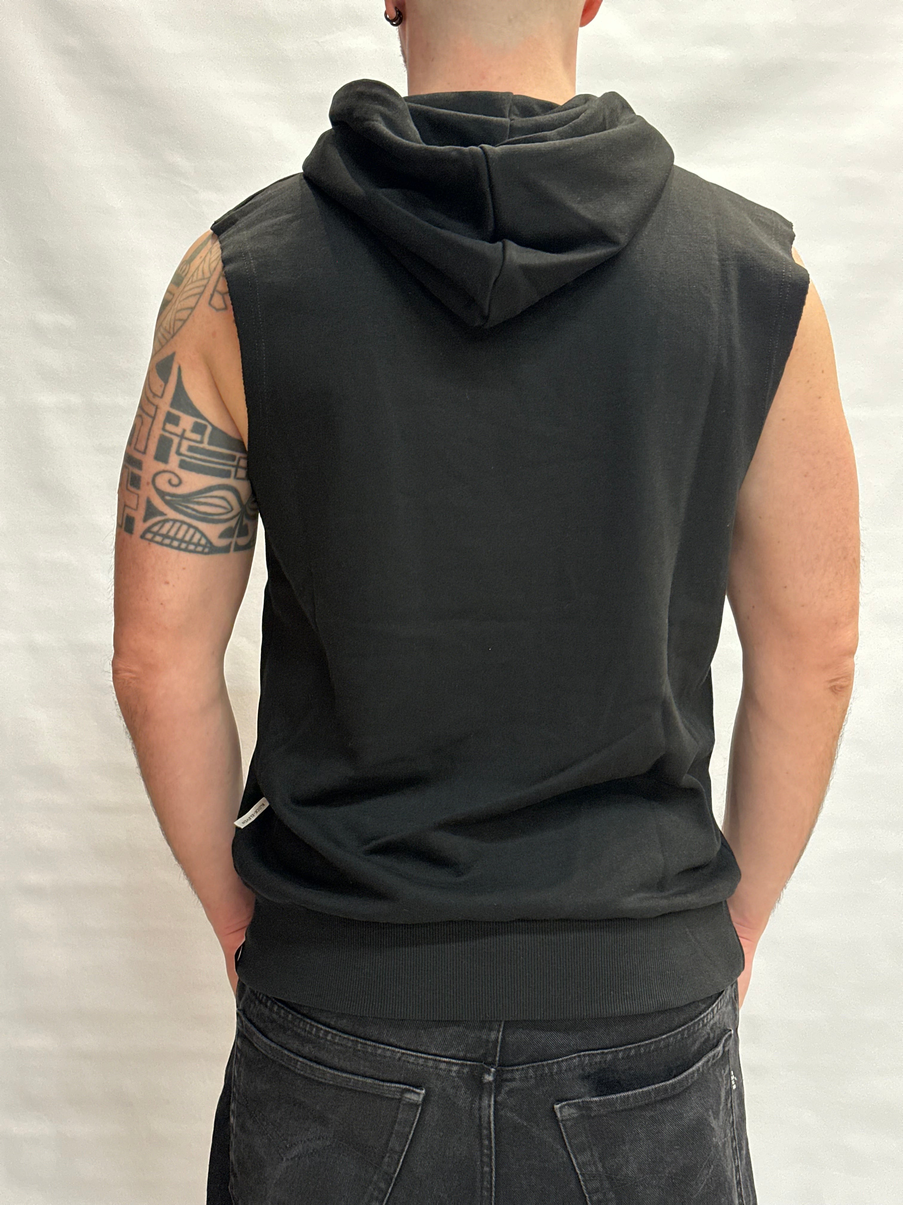 Coordinato BL11 composto da bermuda e smanicato , COD: 27BL050001 E 27BL060001