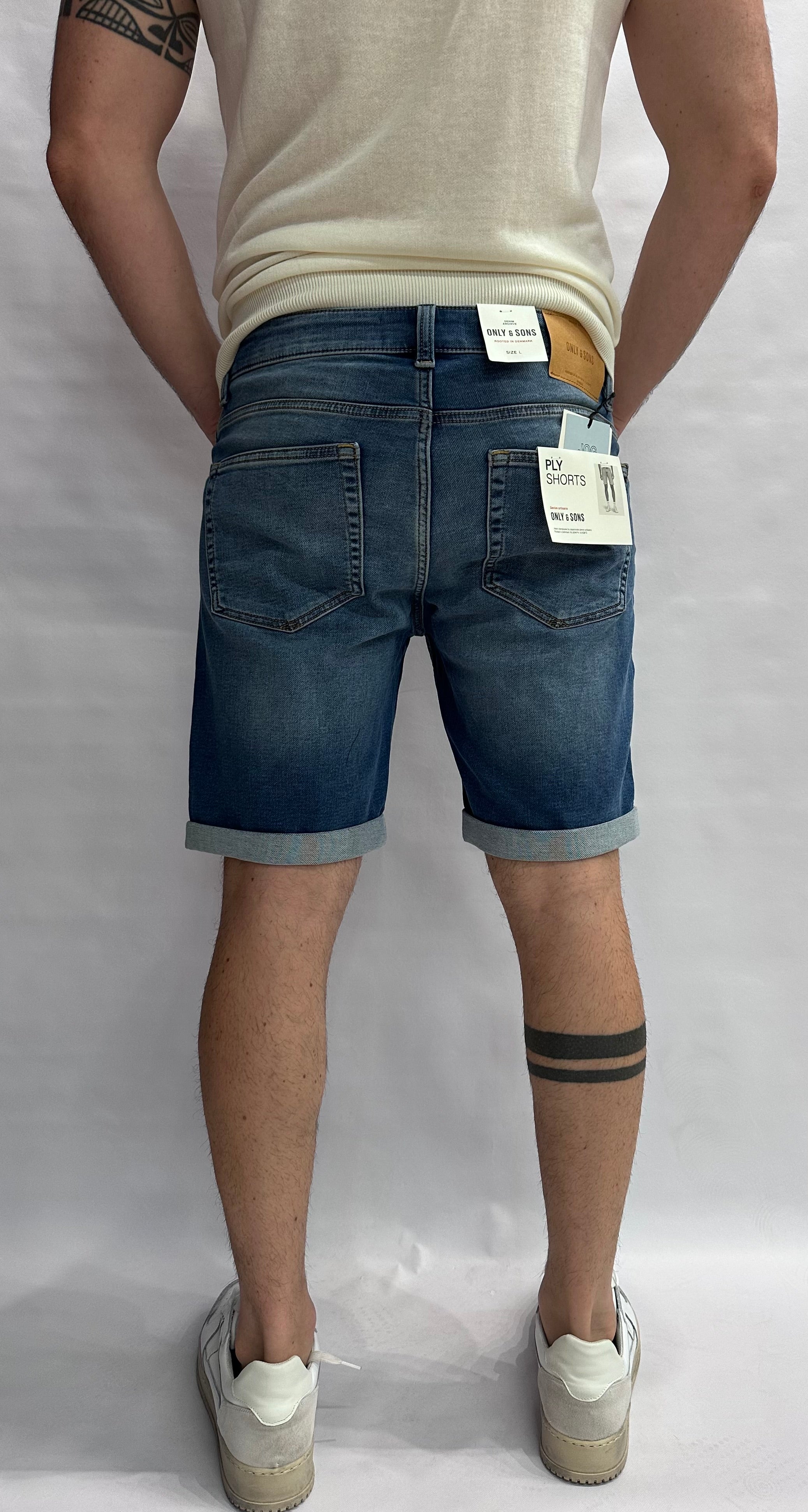 Bermuda ONLY&SONS asciutto di gamba, elasticizzato, con chiusura bottone e cerniera - COD: JOGMBD