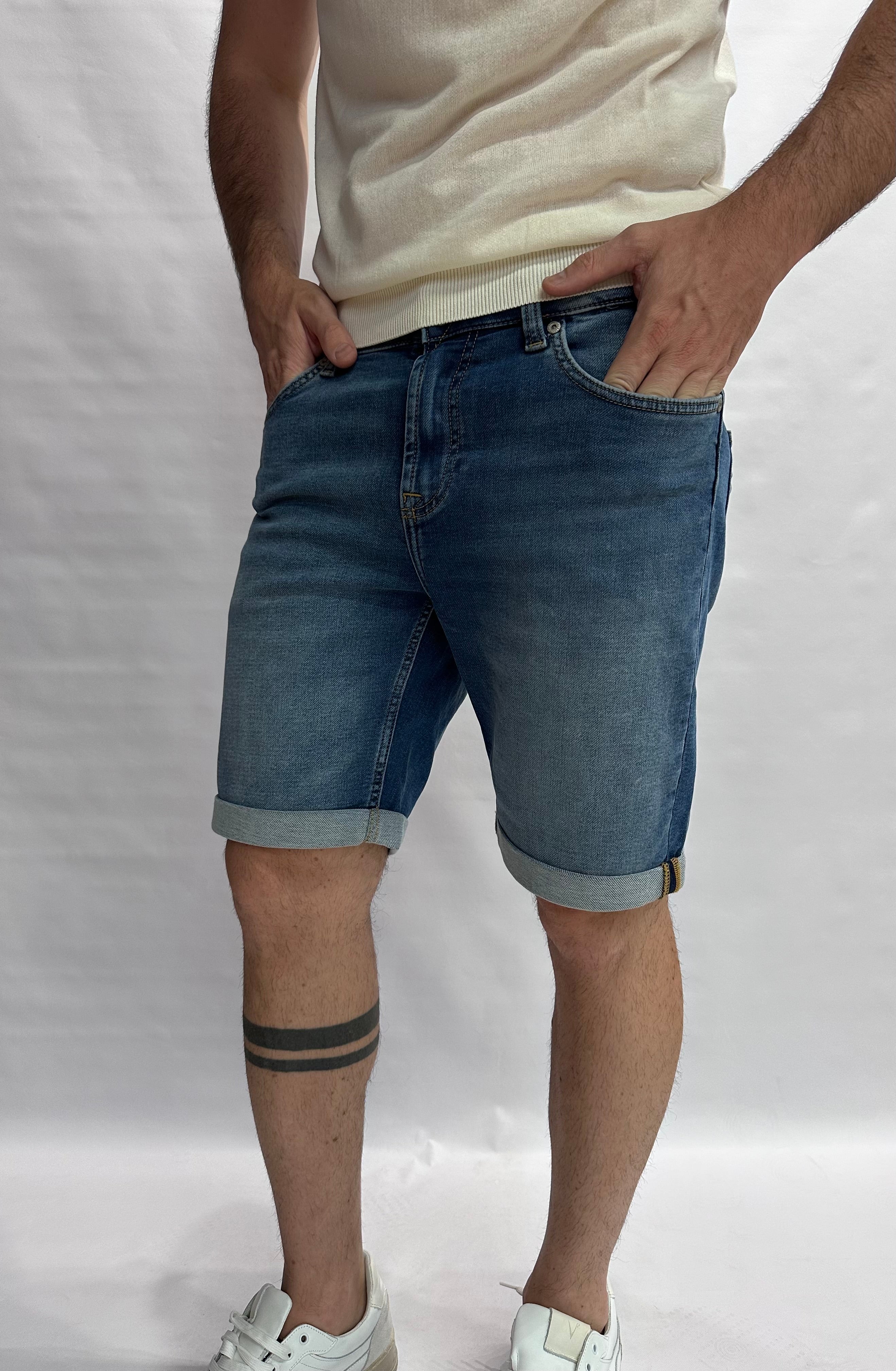 Bermuda ONLY&SONS asciutto di gamba, elasticizzato, con chiusura bottone e cerniera - COD: JOGMBD