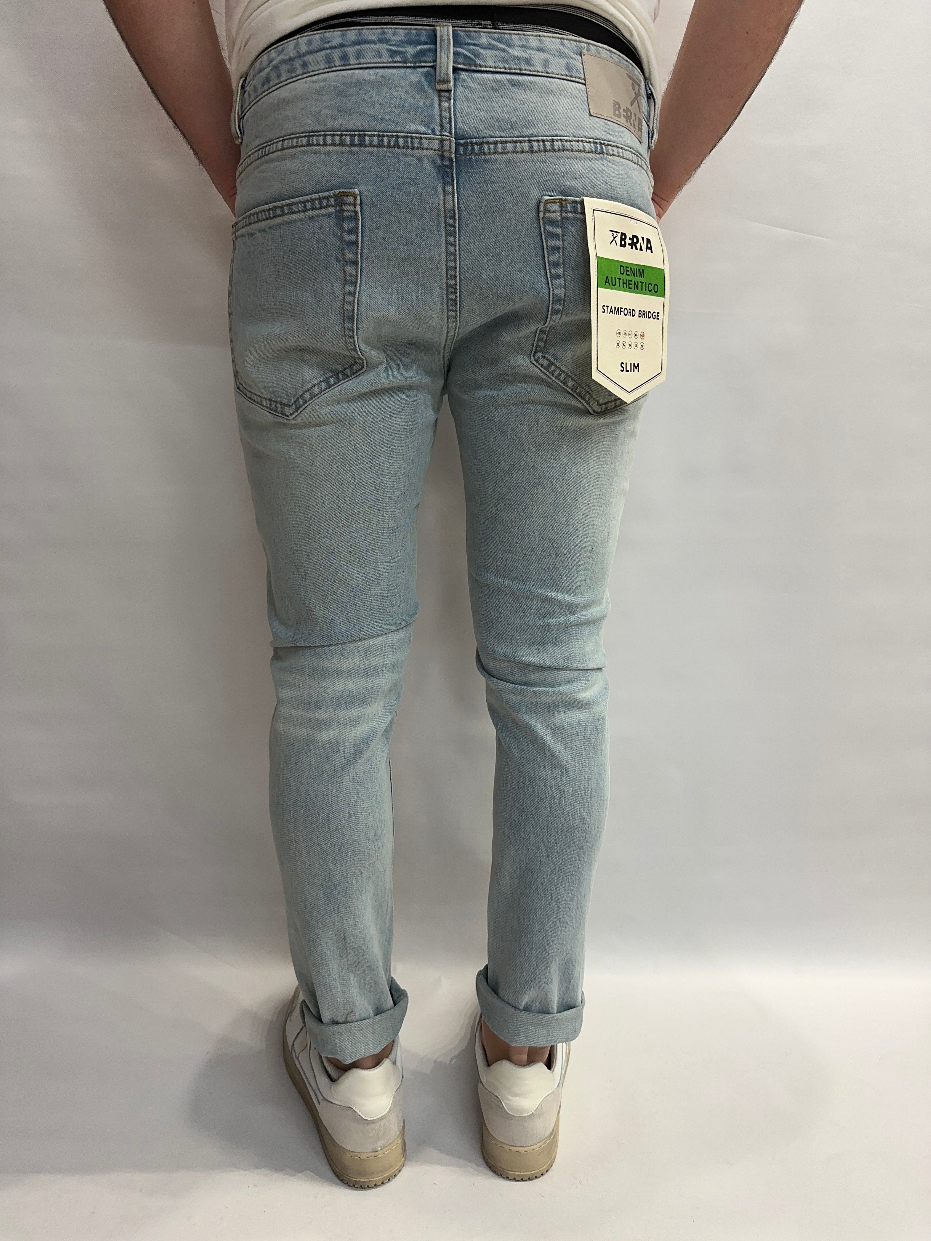 Jeans BERNA modello slim elasticizzato (ossia asciutto) senza strappi - COD: 26127030