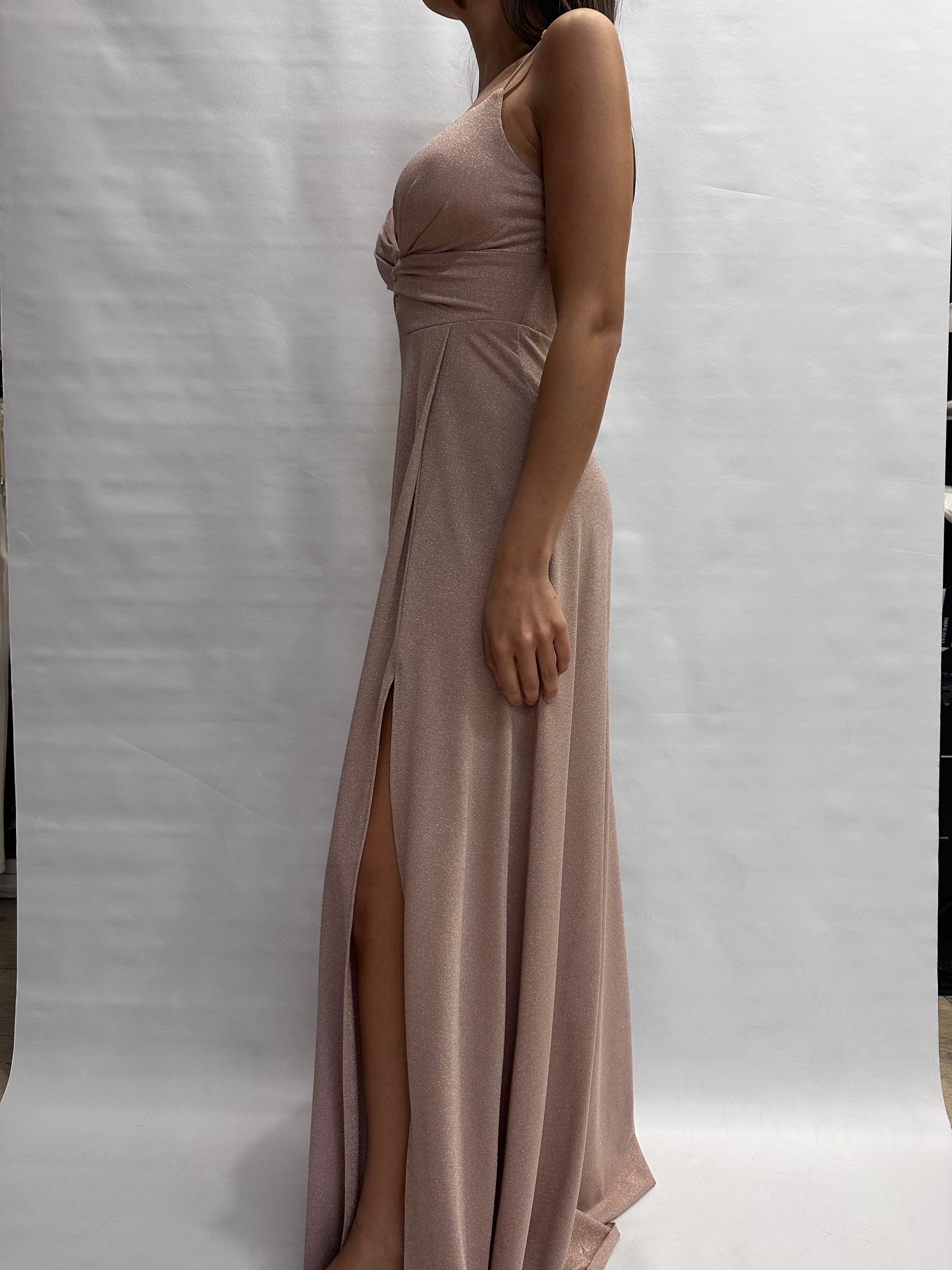 Abito RINASCIMENTO lungo con scollatura ampia, spacco laterale, con punto luce e spalline regolabili - COD: CFC0020249002