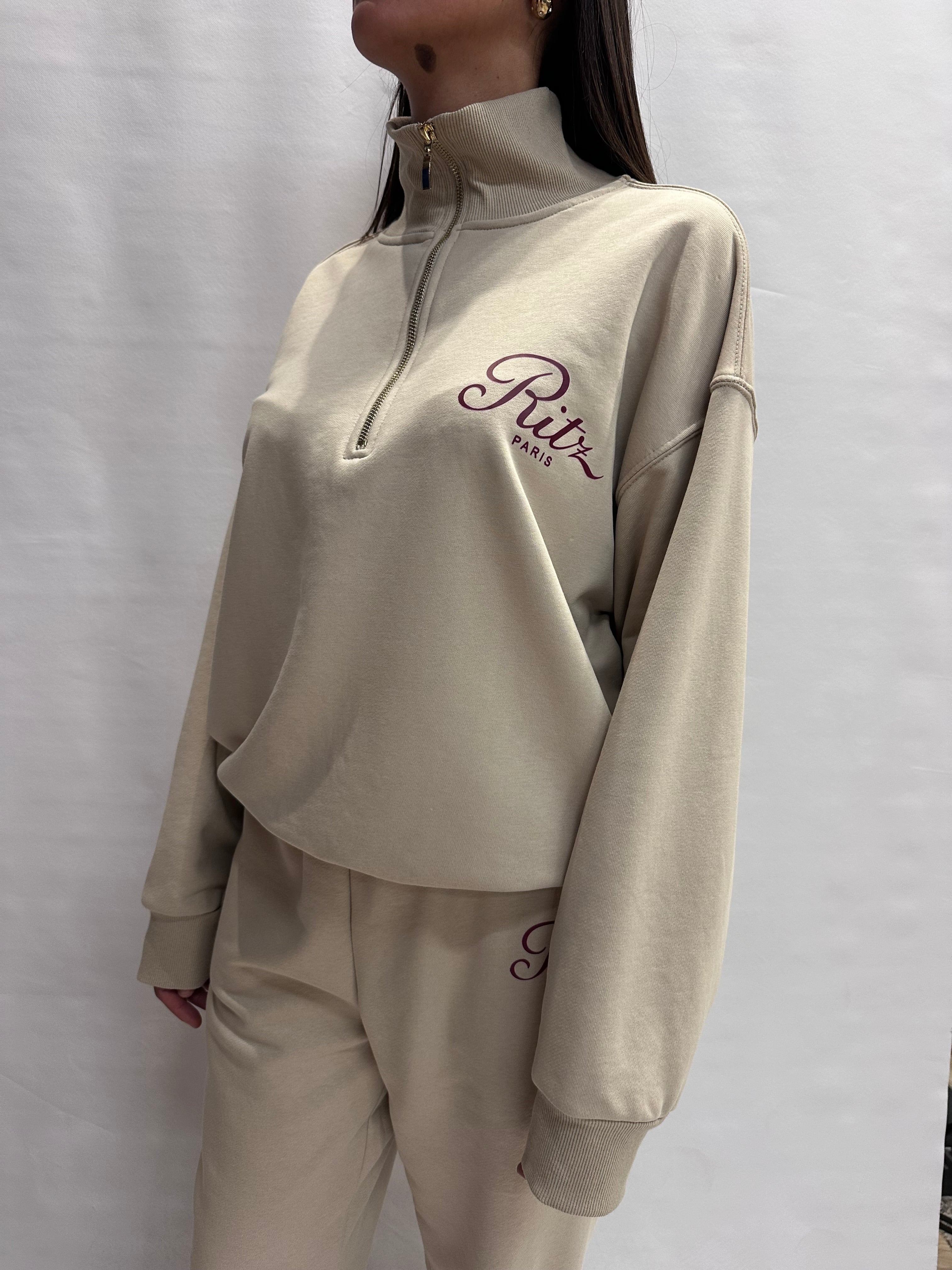 Felpa TENSIONE IN con zip parziale disponibile anche con pantalone in coordinato COD:  26M3979