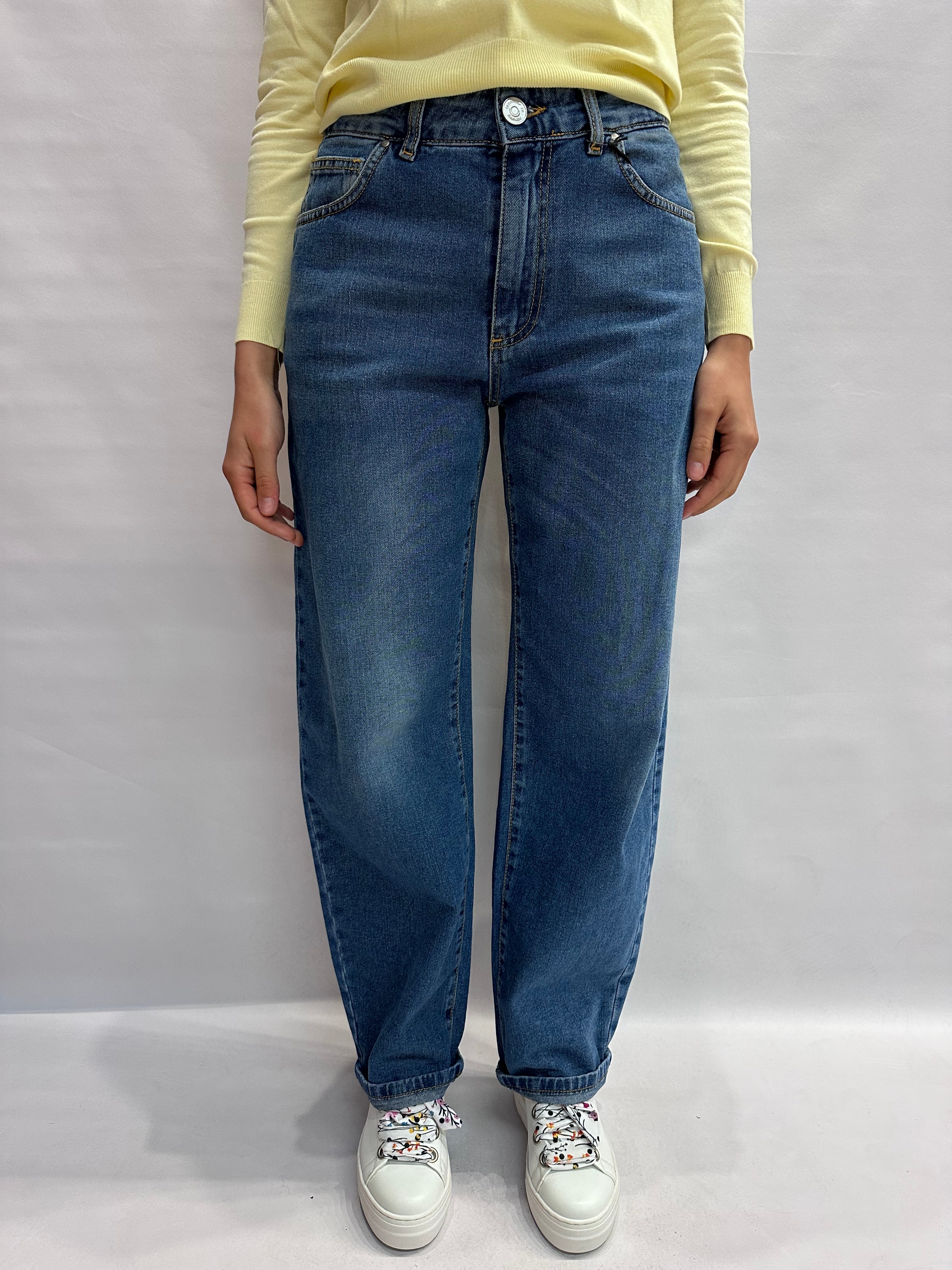 Jeans TENSIONE IN modello "Balloon" gamba ampia e fondo largo - COD: ACCADEMIA304