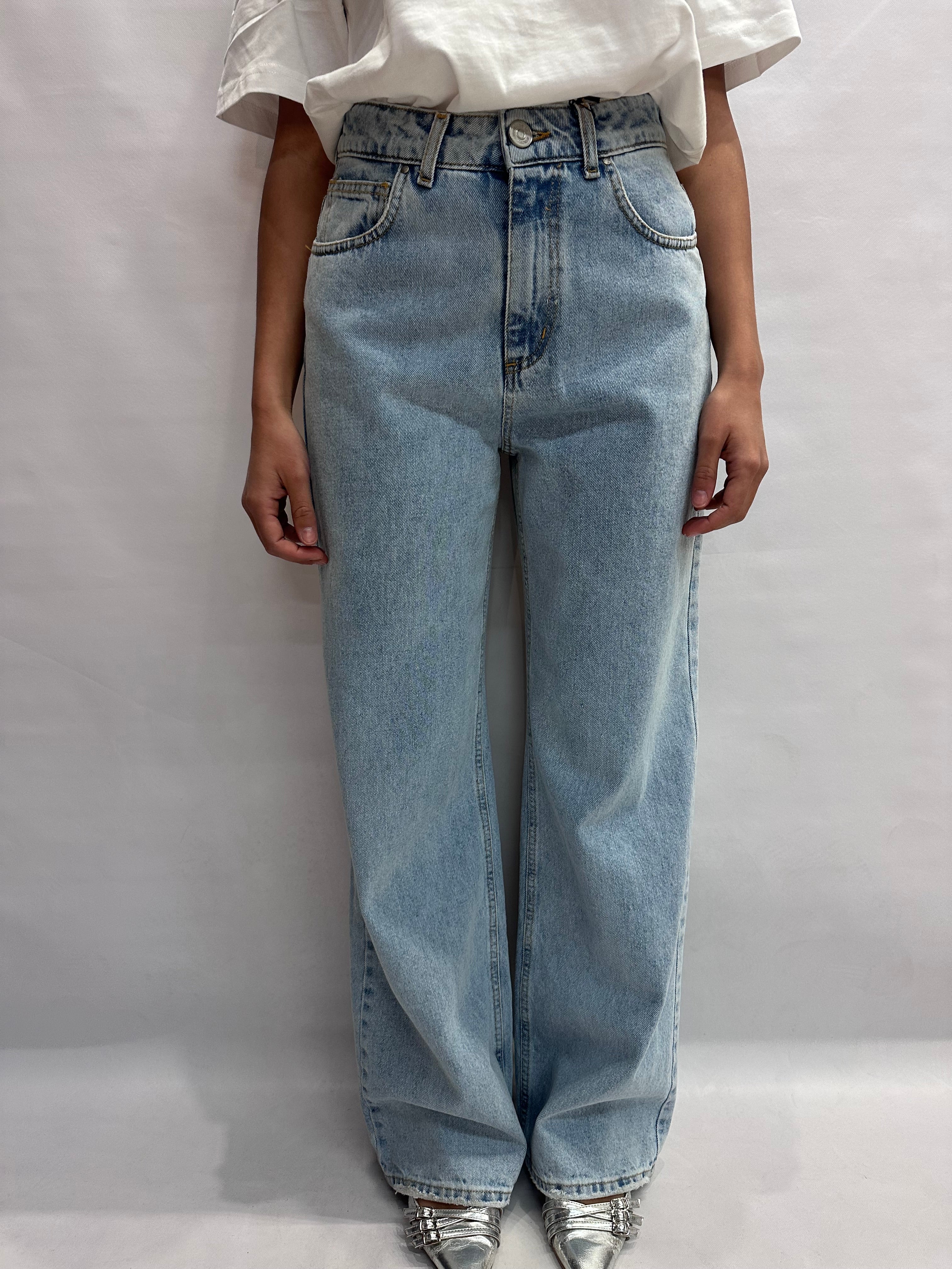 Jeans TENSIONE IN modello "LOOSE" gamba ampia e fondo largo - COD: PRADO642