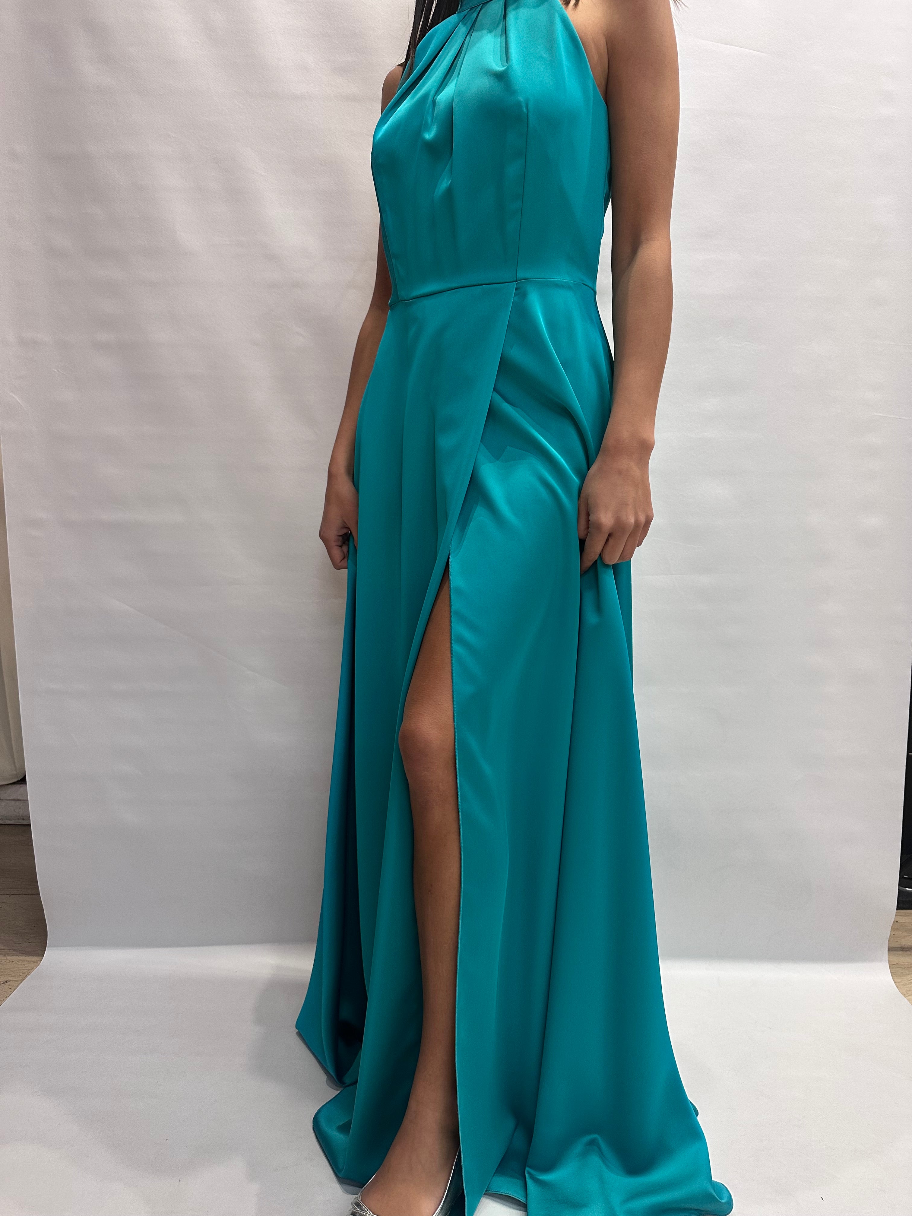 Abito RINASCIMENTO lungo in raso con scollo all'americana, spacco a sinistra - COD: CFC0127814003