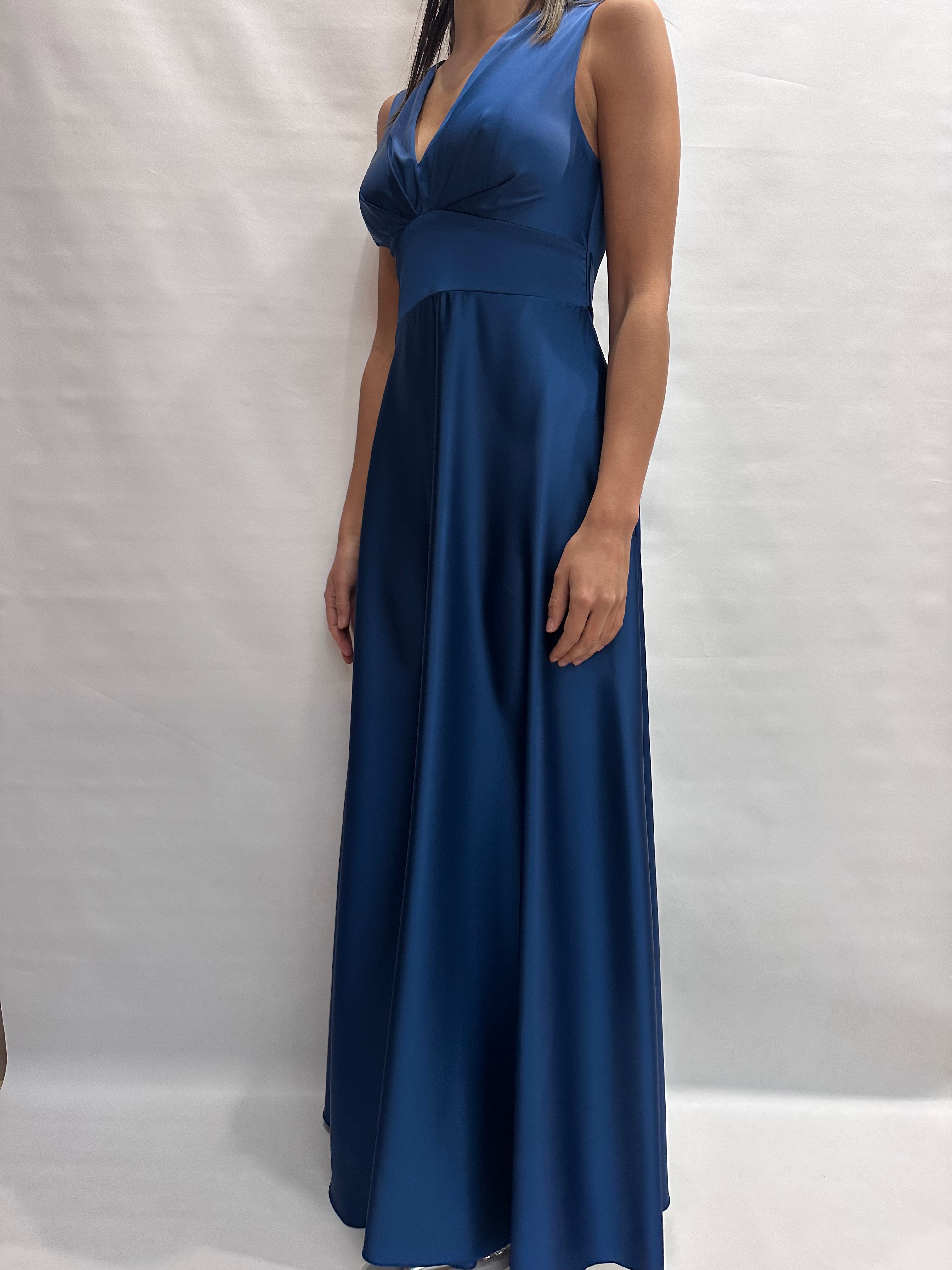 Abito RINASCIMENTO lungo in raso con scollo a "V" - COD: CFC012763303
