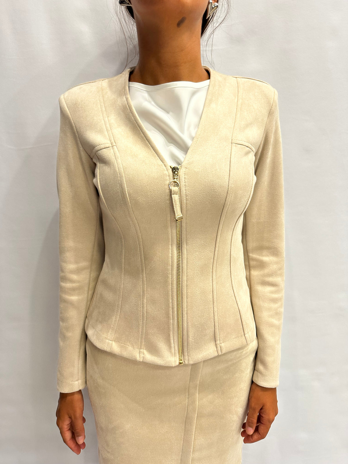 Giubbino RINASCIMENTO in ecopelle scamosciata disponibile anche con gonna in coordinato - Cod: CFC0130676003