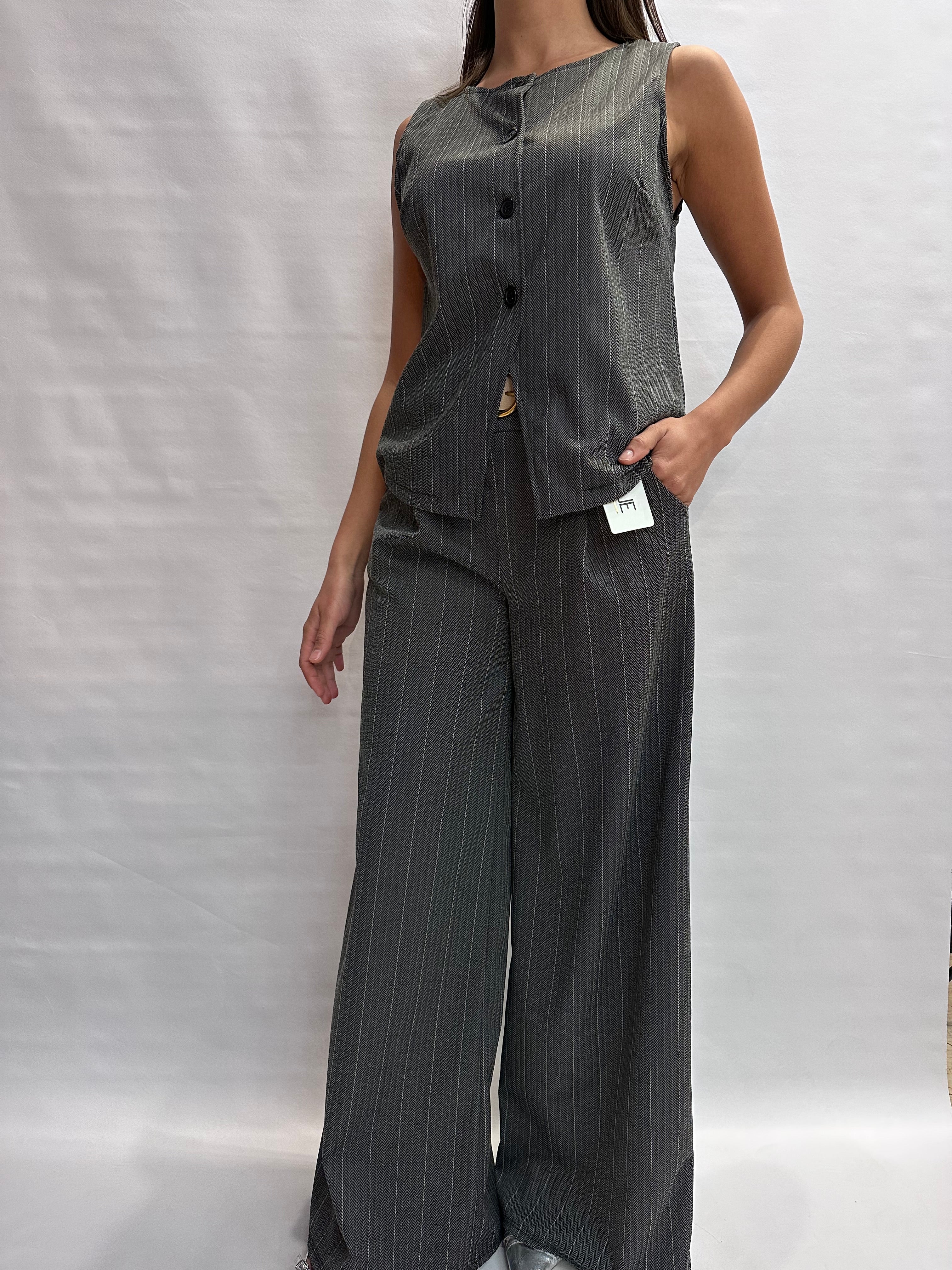 Coordinato NO BRAND composto da pantalone a palazzo e gilet con trama spigata , COD: U13095 E U13099