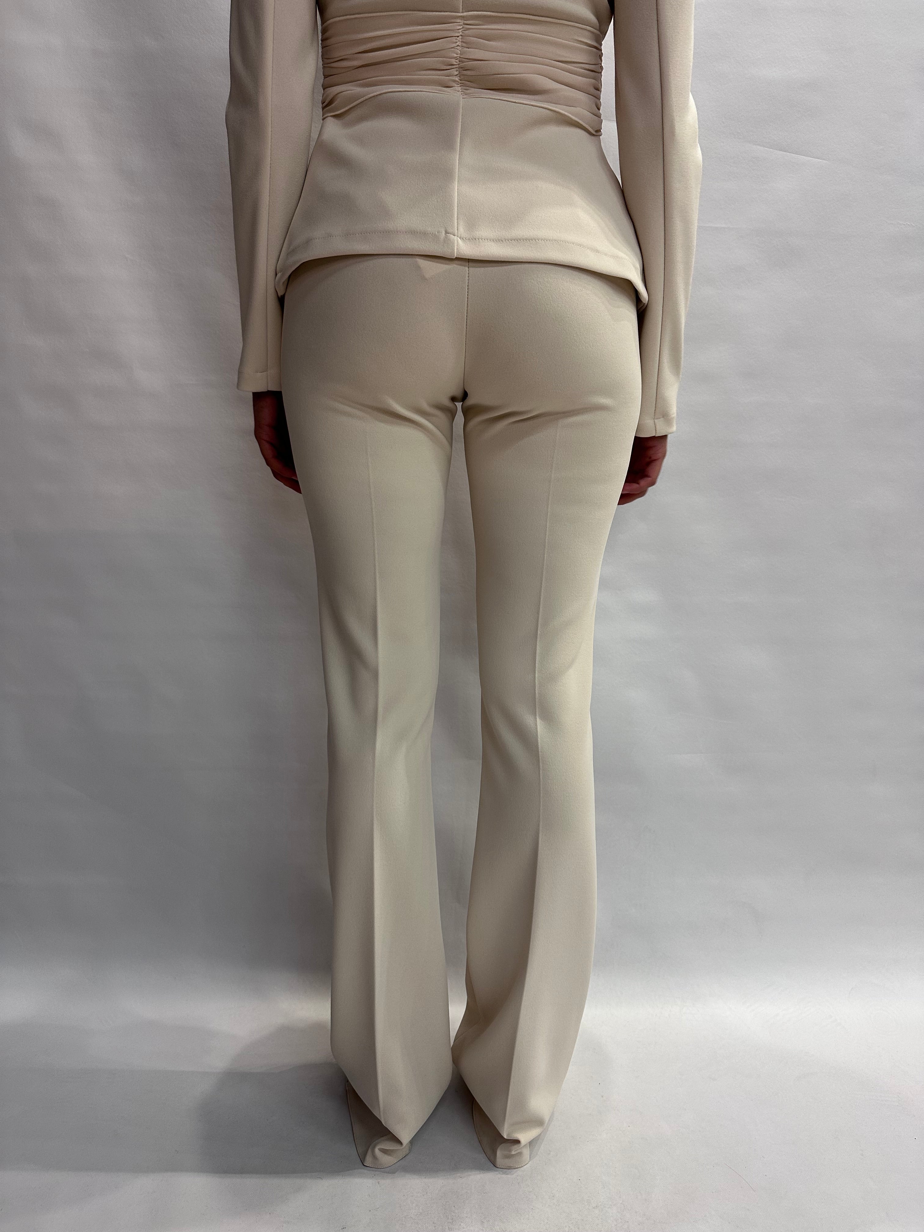 Pantalone RINASCIMENTO in crêpe a zampa disponibile anche con giacca in coordinato COD: CFC0127875003