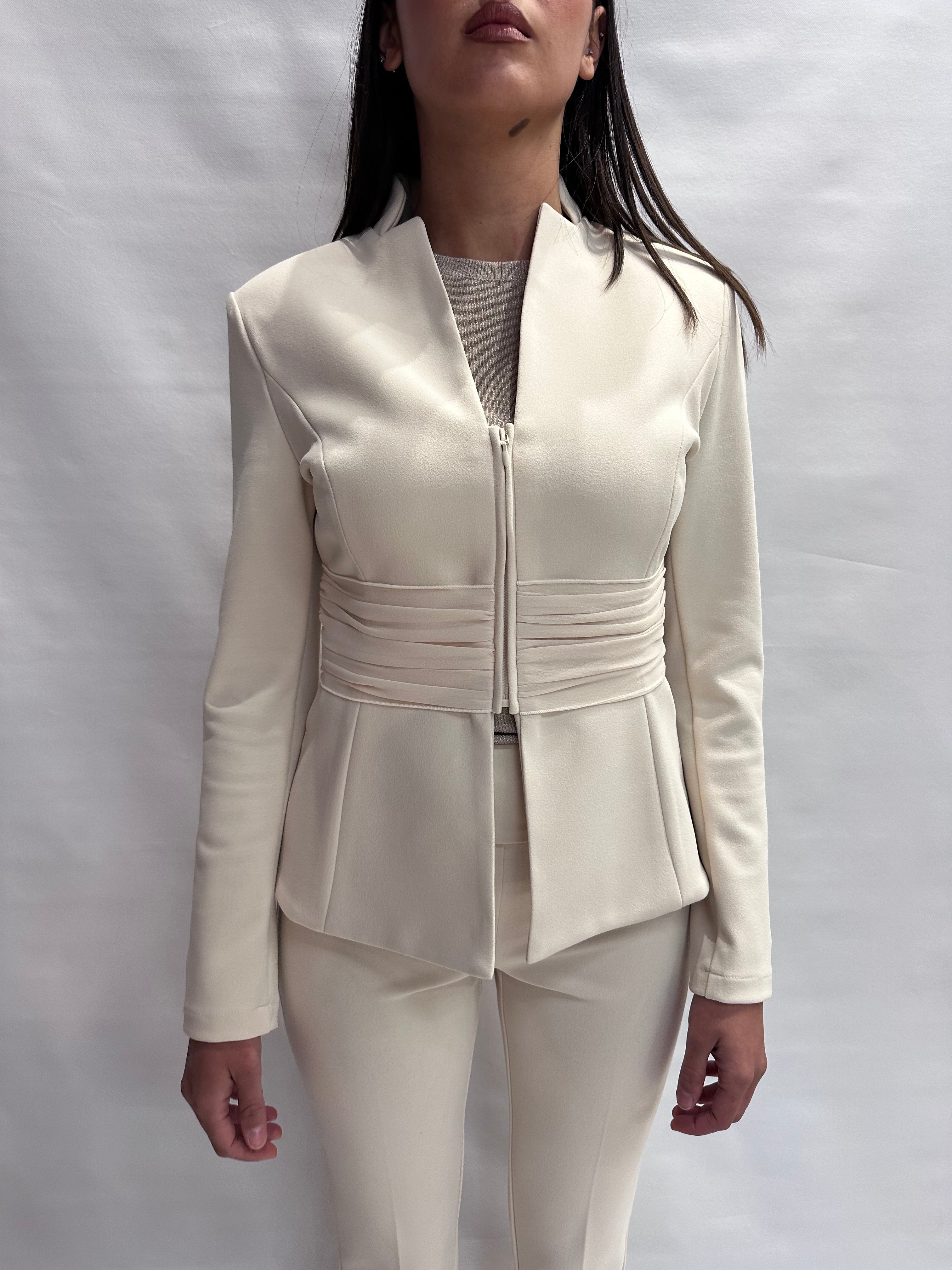 Giacca RINASCIMENTO in crêpe doppiopetto disponibile con pantalone a zampa in coordinato - COD: CFC0128103003