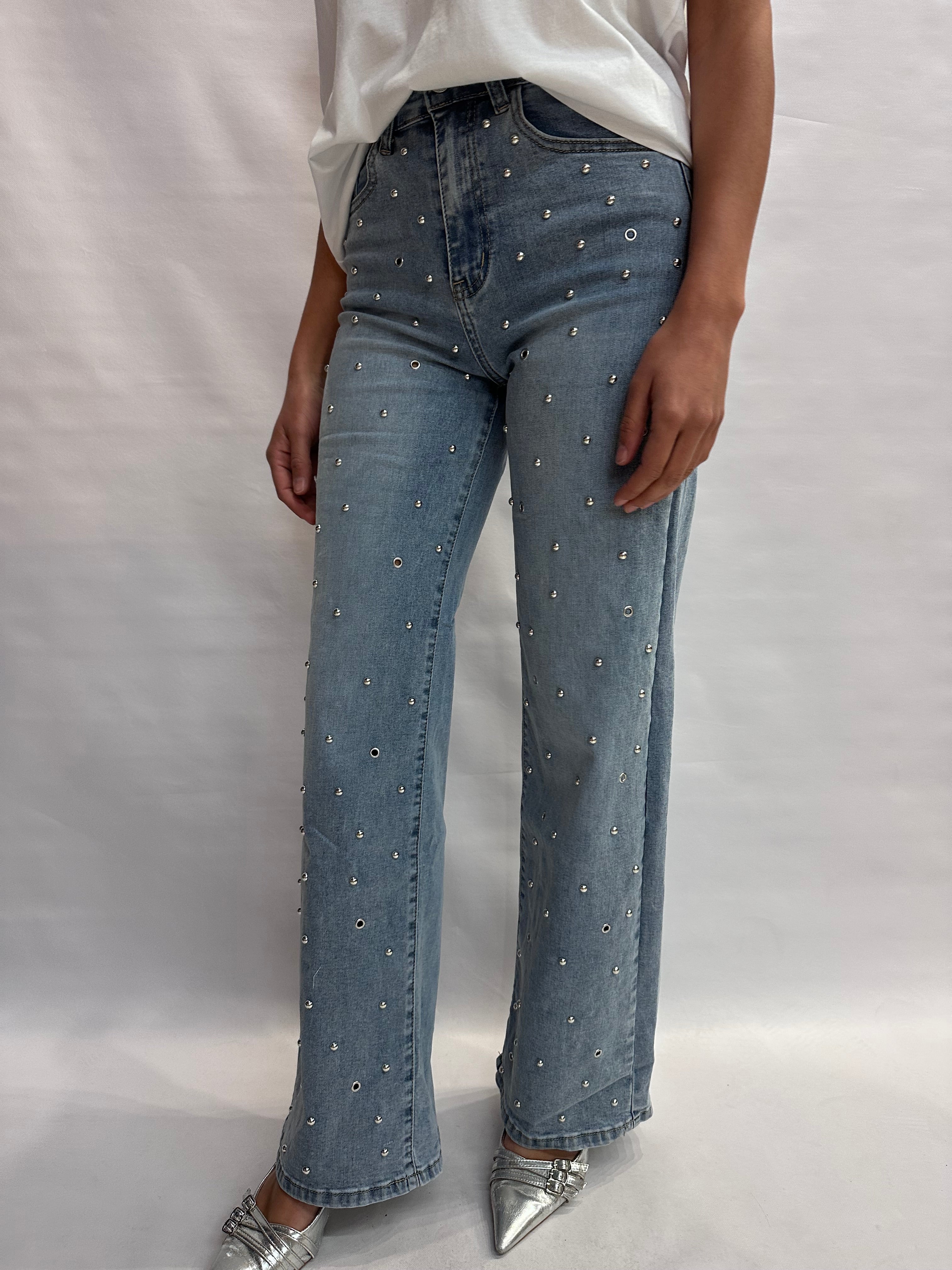 Jeans NO BRAND modello "LOOSE" con piccole borchie, gamba ampia e fondo largo - COD: WH3538