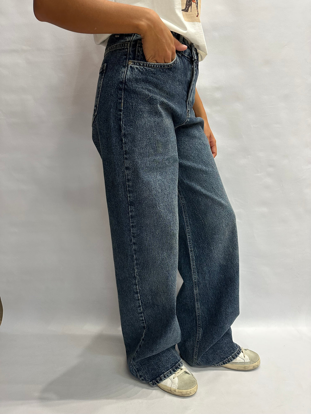 Jeans RINASCIMENTO sabbiato gamba morbida  - COD: CFC0130489003