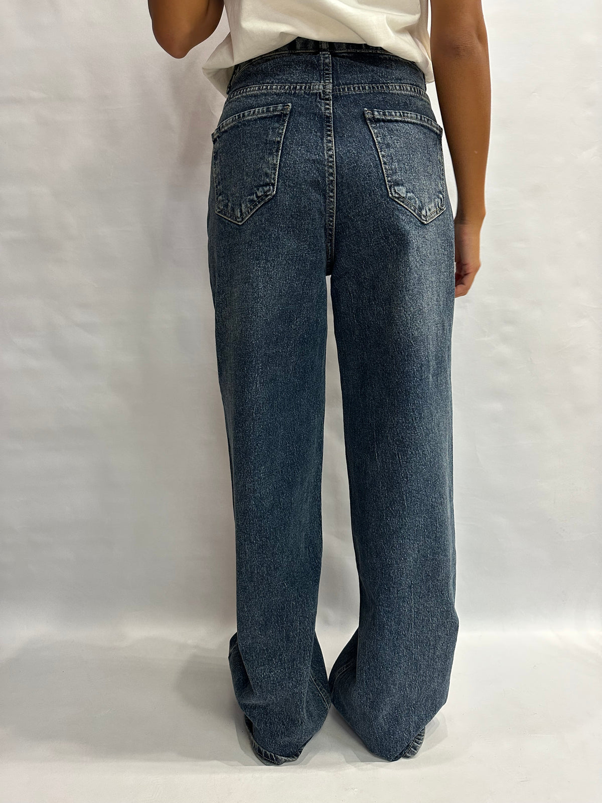 Jeans RINASCIMENTO sabbiato gamba morbida  - COD: CFC0130489003
