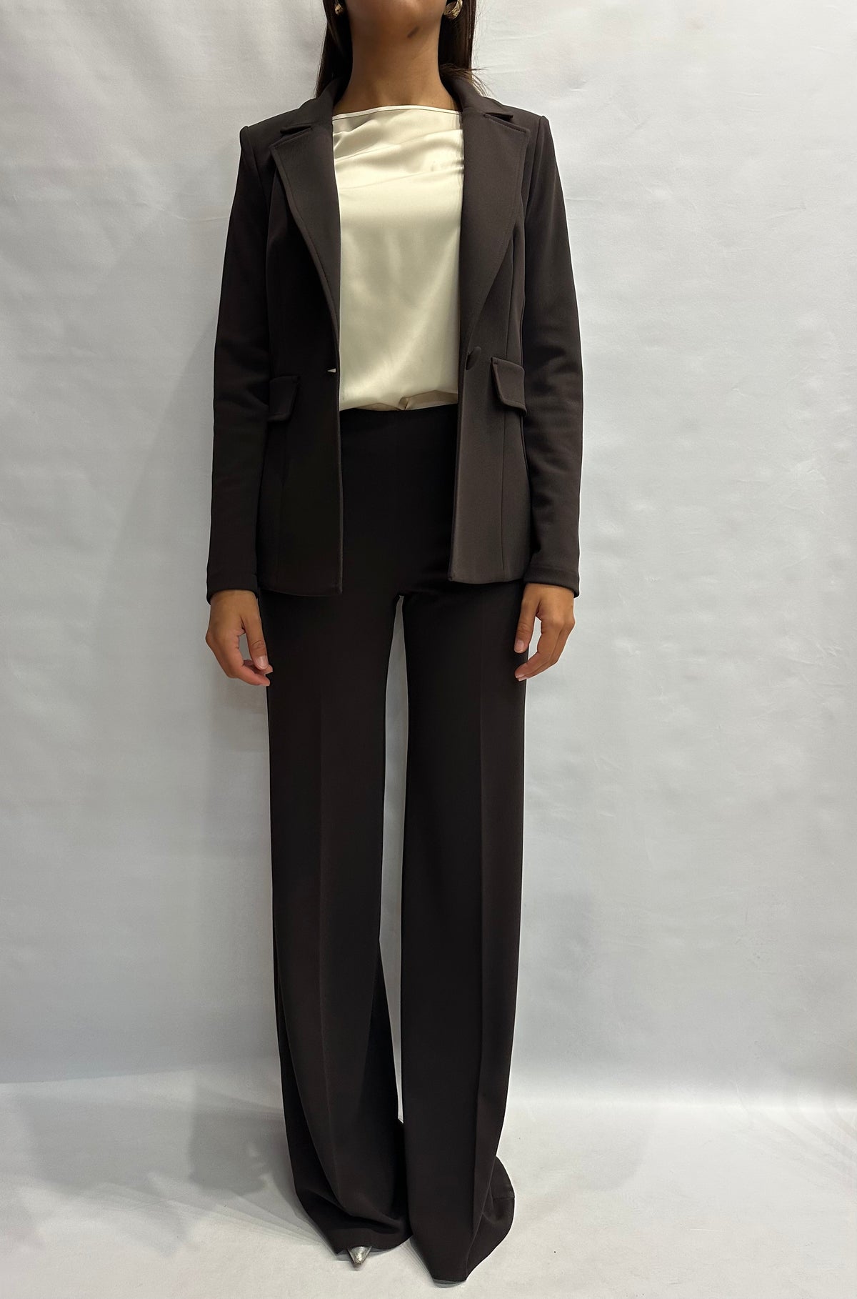 Pantalone RINASCIMENTO (MARRONE) in crêpe a palazzo disponibile anche con giacca in coordinato COD: CFC0130163003