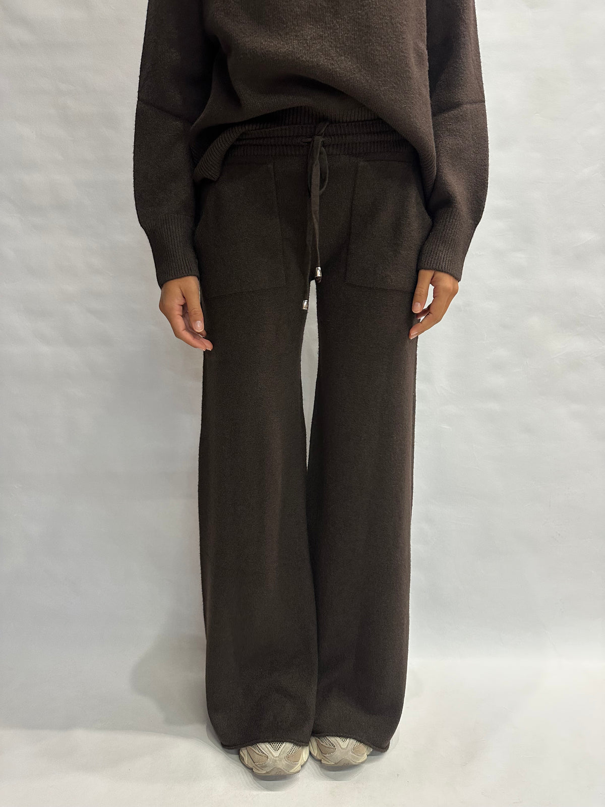 Coordinato BLUEJOINT in maglia composto da pantalone a zampa e polo , COD: 570145 E 520913