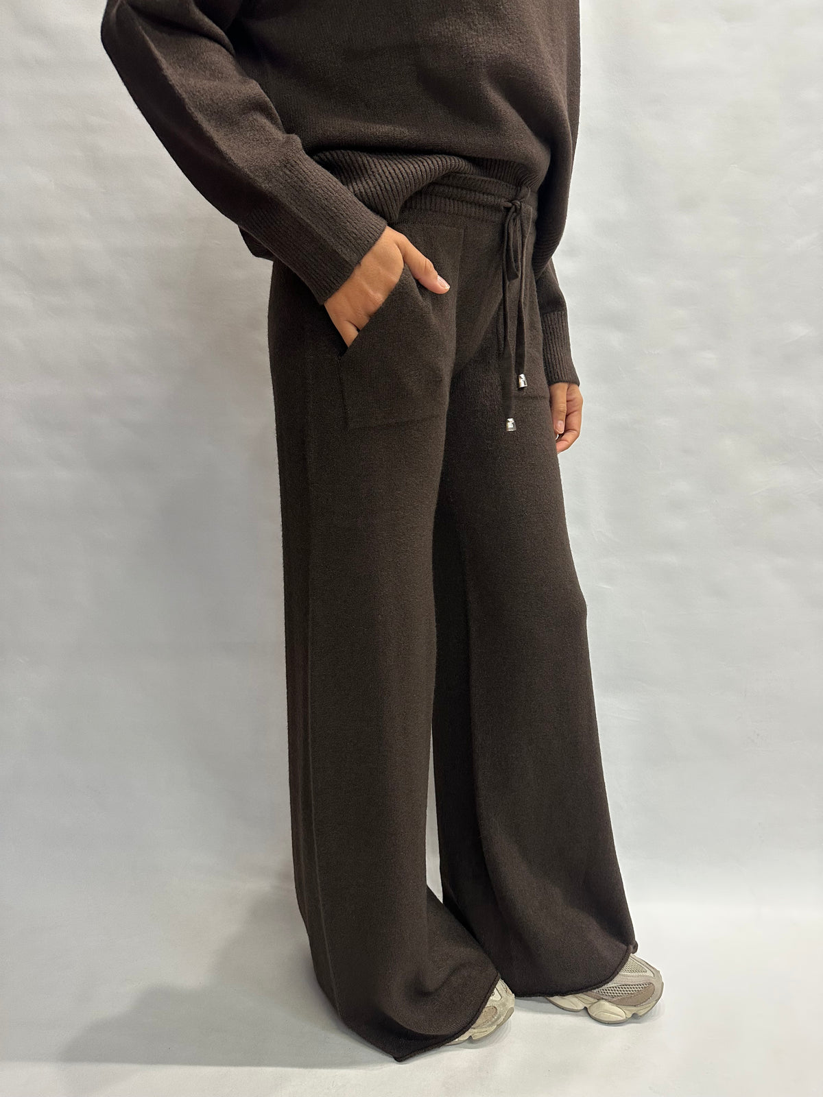 Coordinato BLUEJOINT in maglia composto da pantalone a zampa e polo , COD: 570145 E 520913