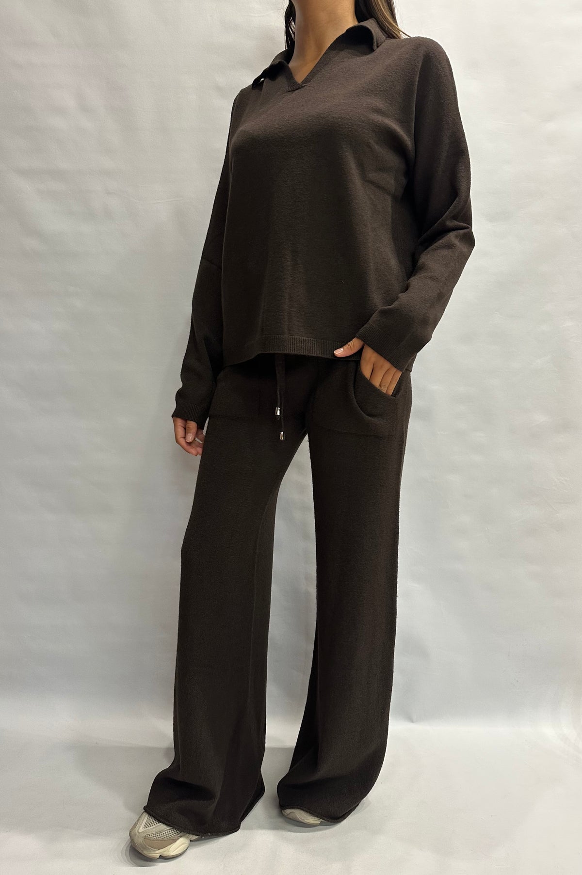 Coordinato BLUEJOINT in maglia composto da pantalone a zampa e polo , COD: 570145 E 520913