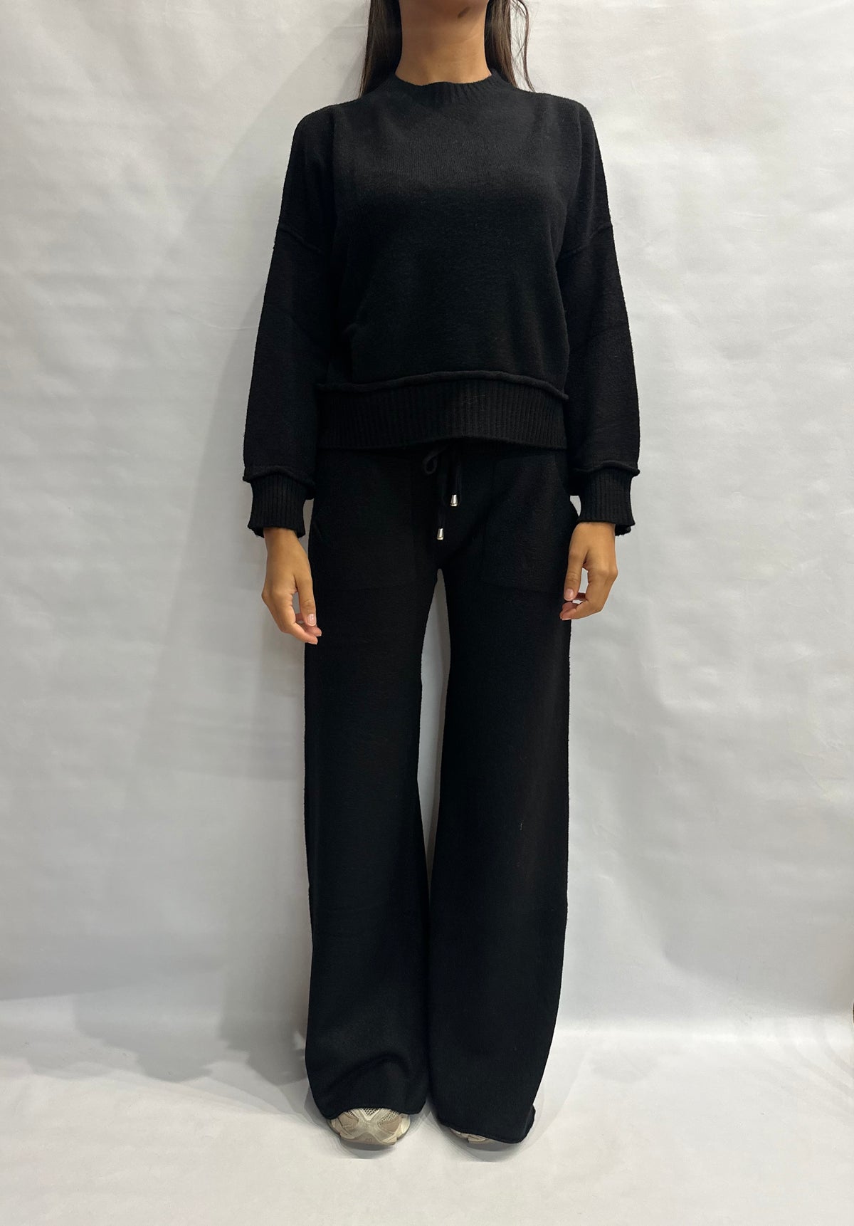 Coordinato BLUEJOINT in maglia composto da pantalone a zampa e maglia cropped , COD: 570145 E 370126