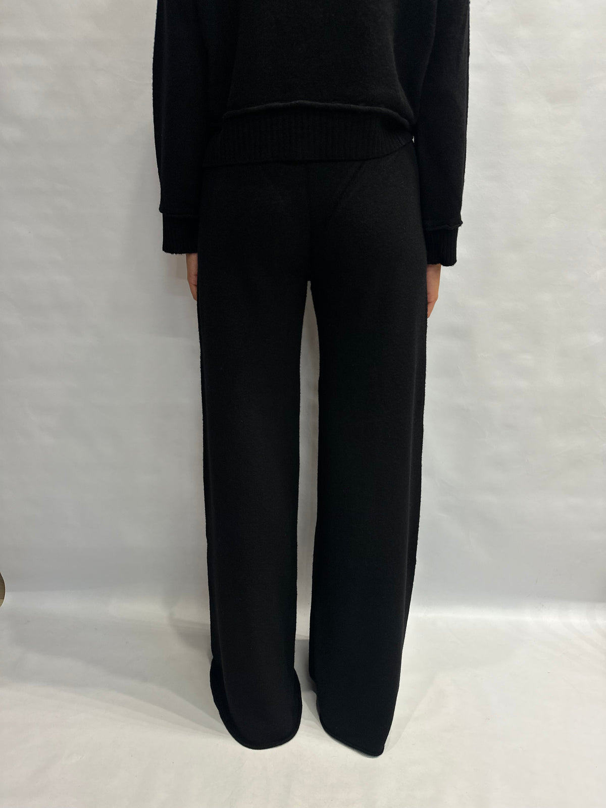 Coordinato BLUEJOINT in maglia composto da pantalone a zampa e polo , COD: 570145 E 520913
