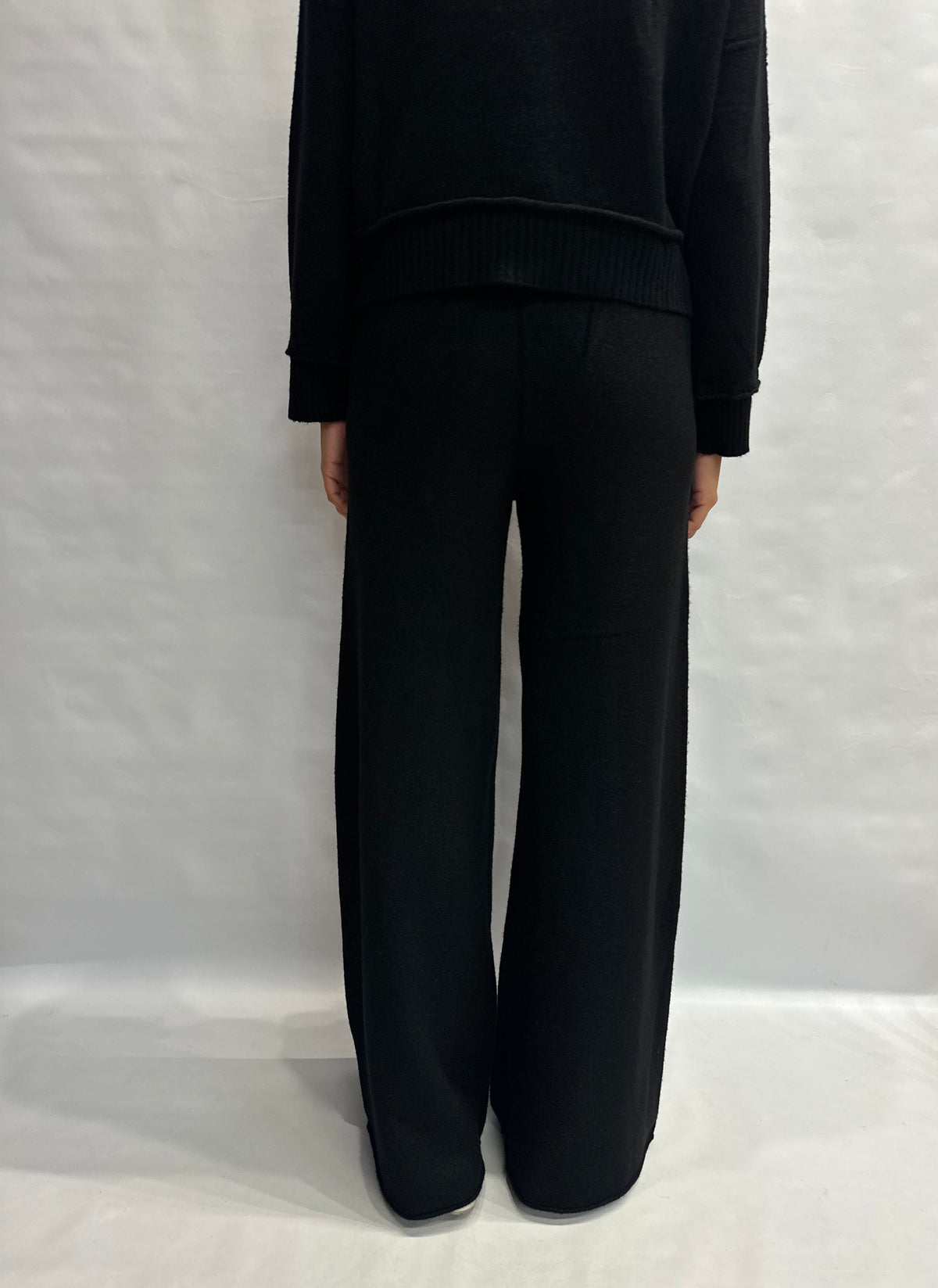 Coordinato BLUEJOINT in maglia composto da pantalone a palazzo e polo , COD: 370176 E 520913