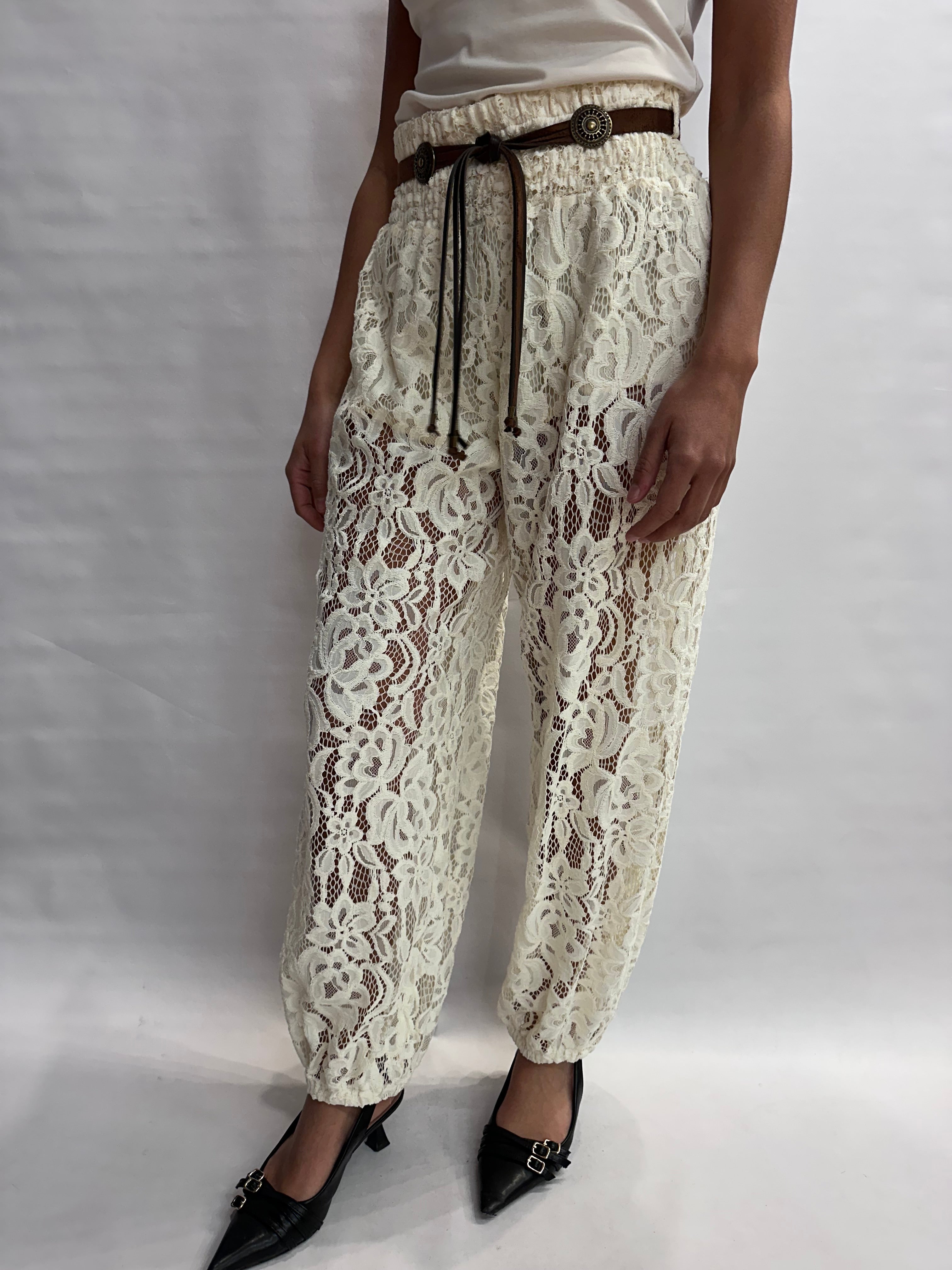 Pantaloni TENSIONE IN RINASCIMENTO morbido di gamba, in pizzo disponibile con casacca in coordinato- Cod: S26P764