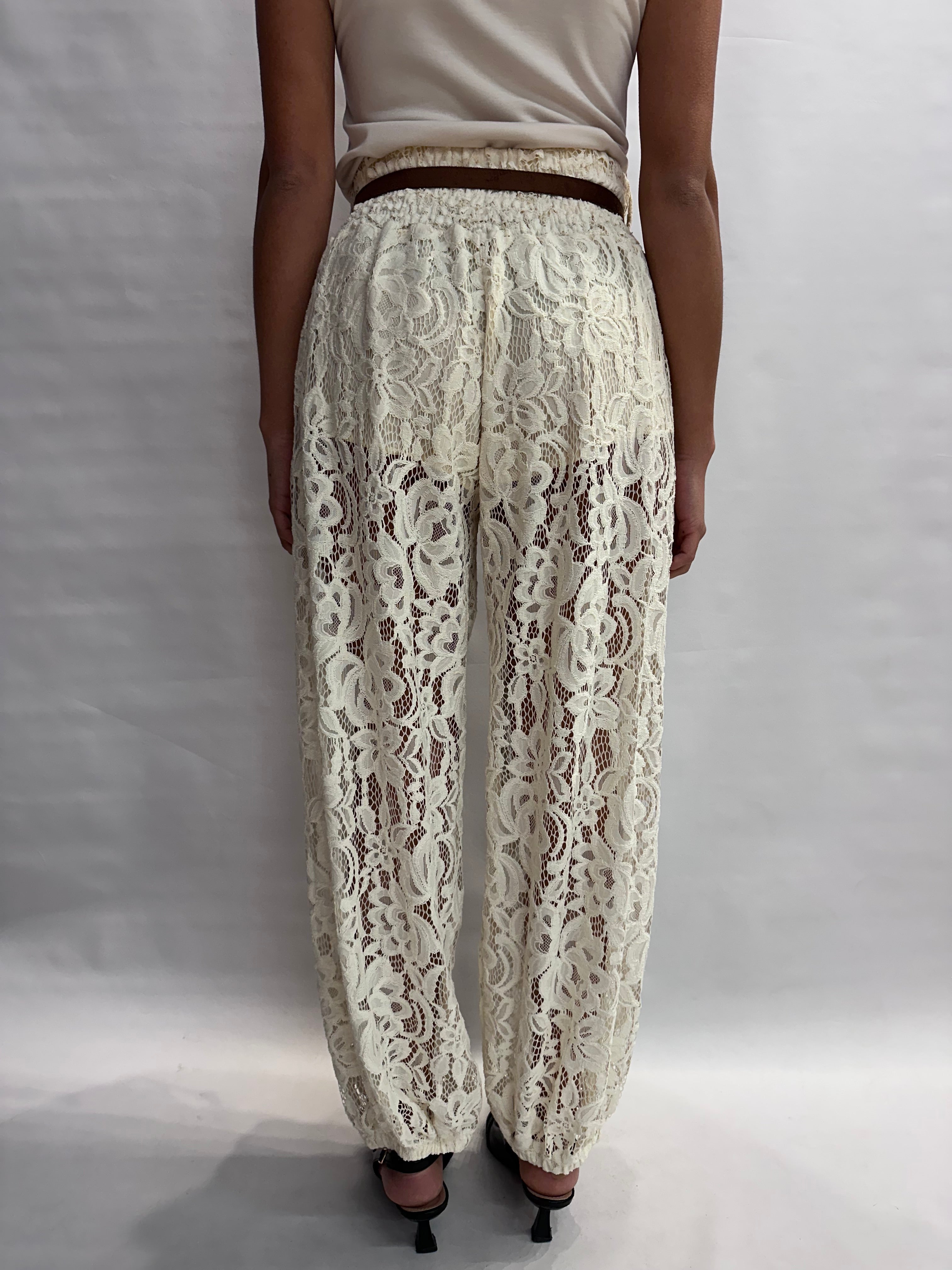 Pantaloni TENSIONE IN RINASCIMENTO morbido di gamba, in pizzo disponibile con casacca in coordinato- Cod: S26P764