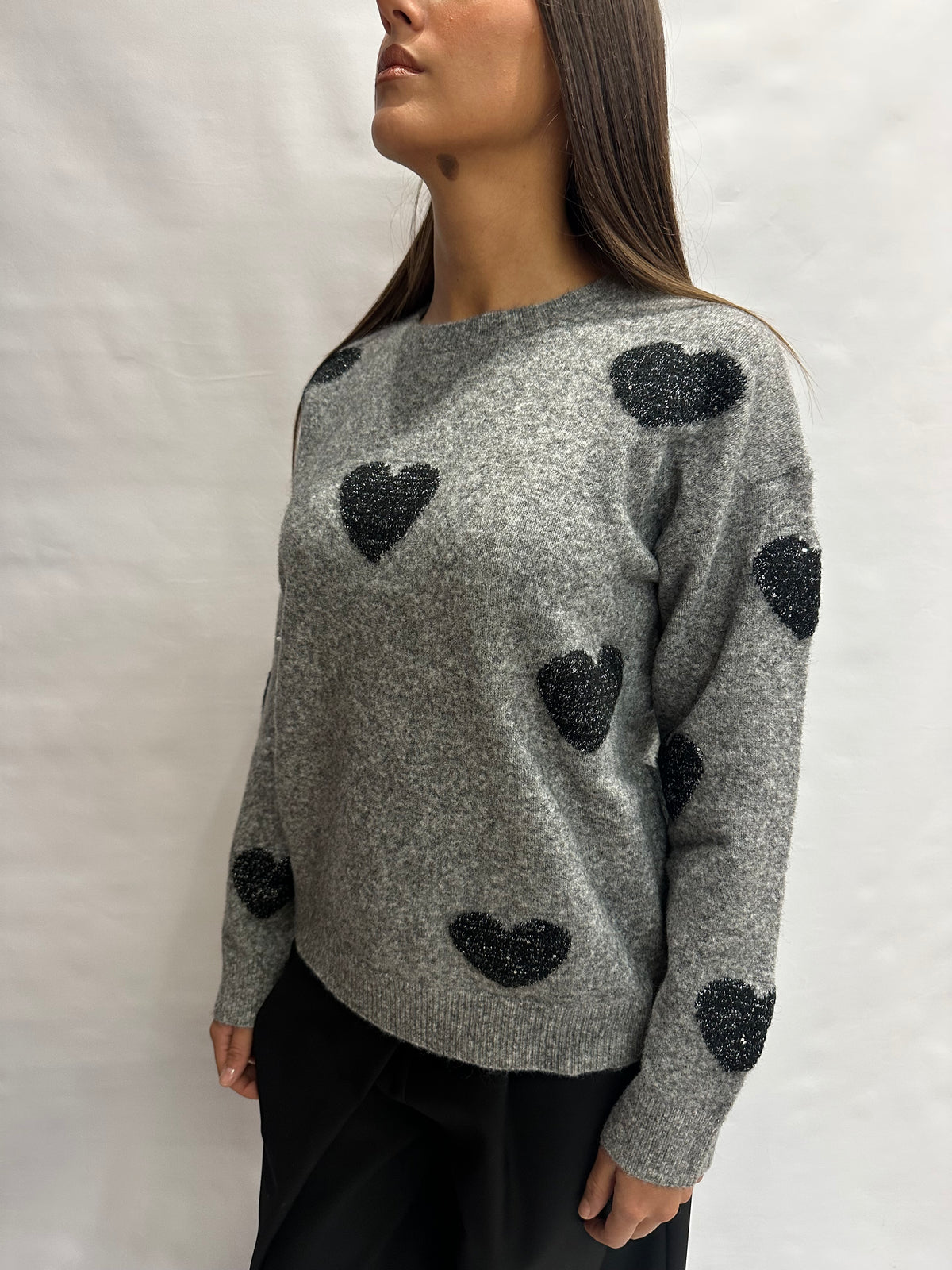 Maglione BLUEJOINT con cuori Neri su fondo Grigio Scuro, COD: M94095