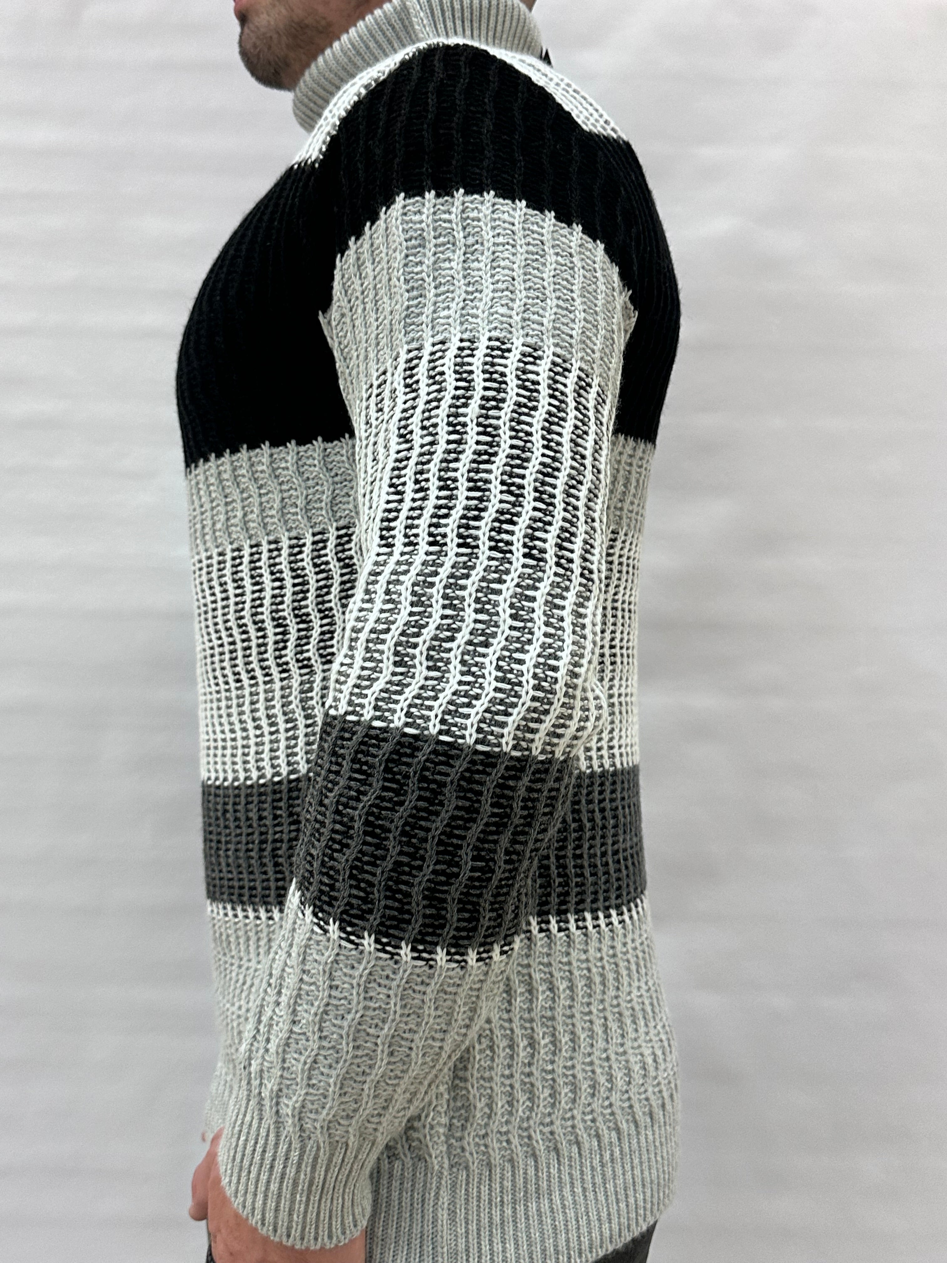 Dolcevita IMPERIAL a righe irregolari Bianche e Nere su fondo Grigio , Cod: M81411171