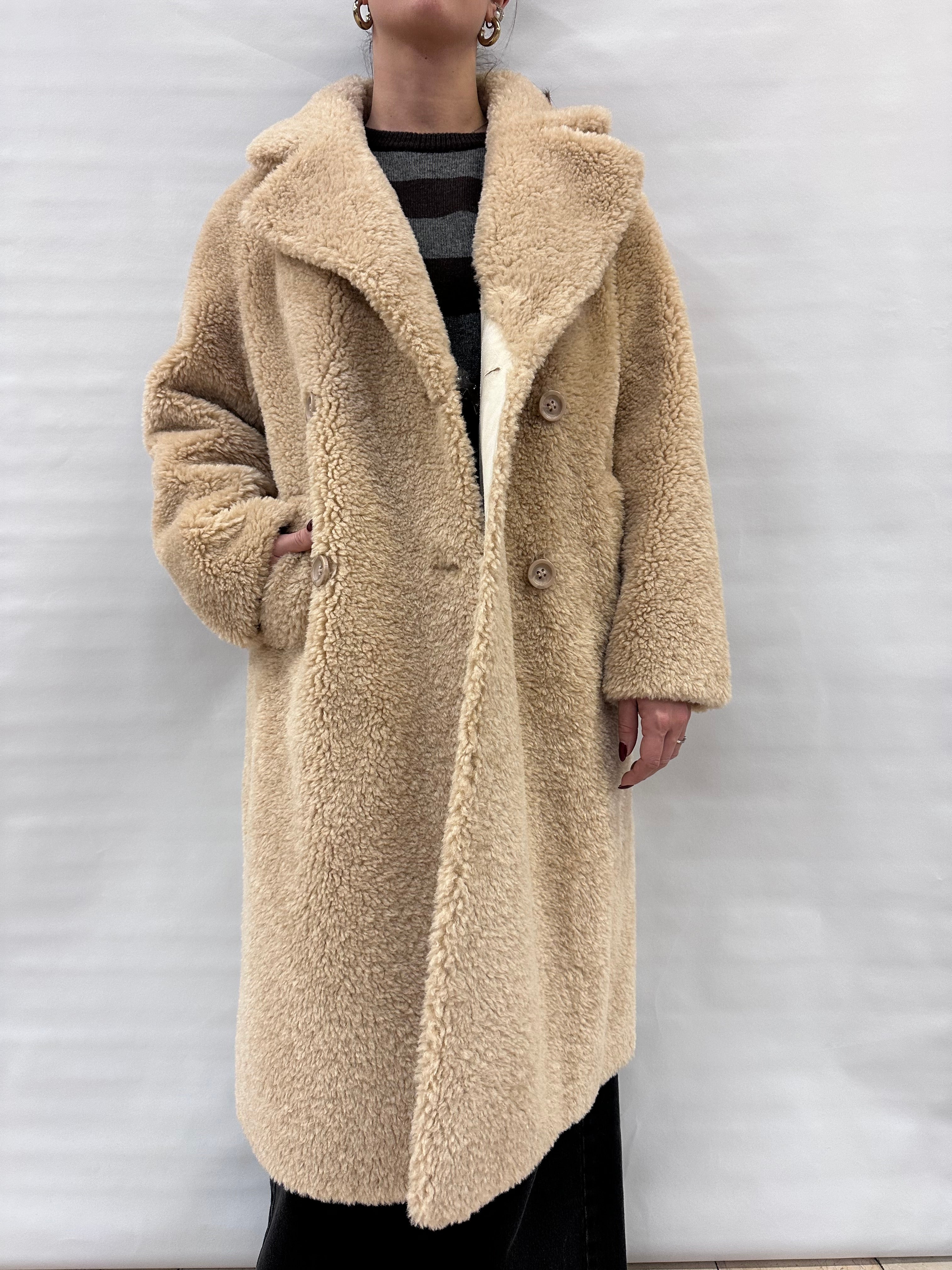 Cappotto RINASCIMENTO Teddy lungo con guanti - COD: CFC0122221003