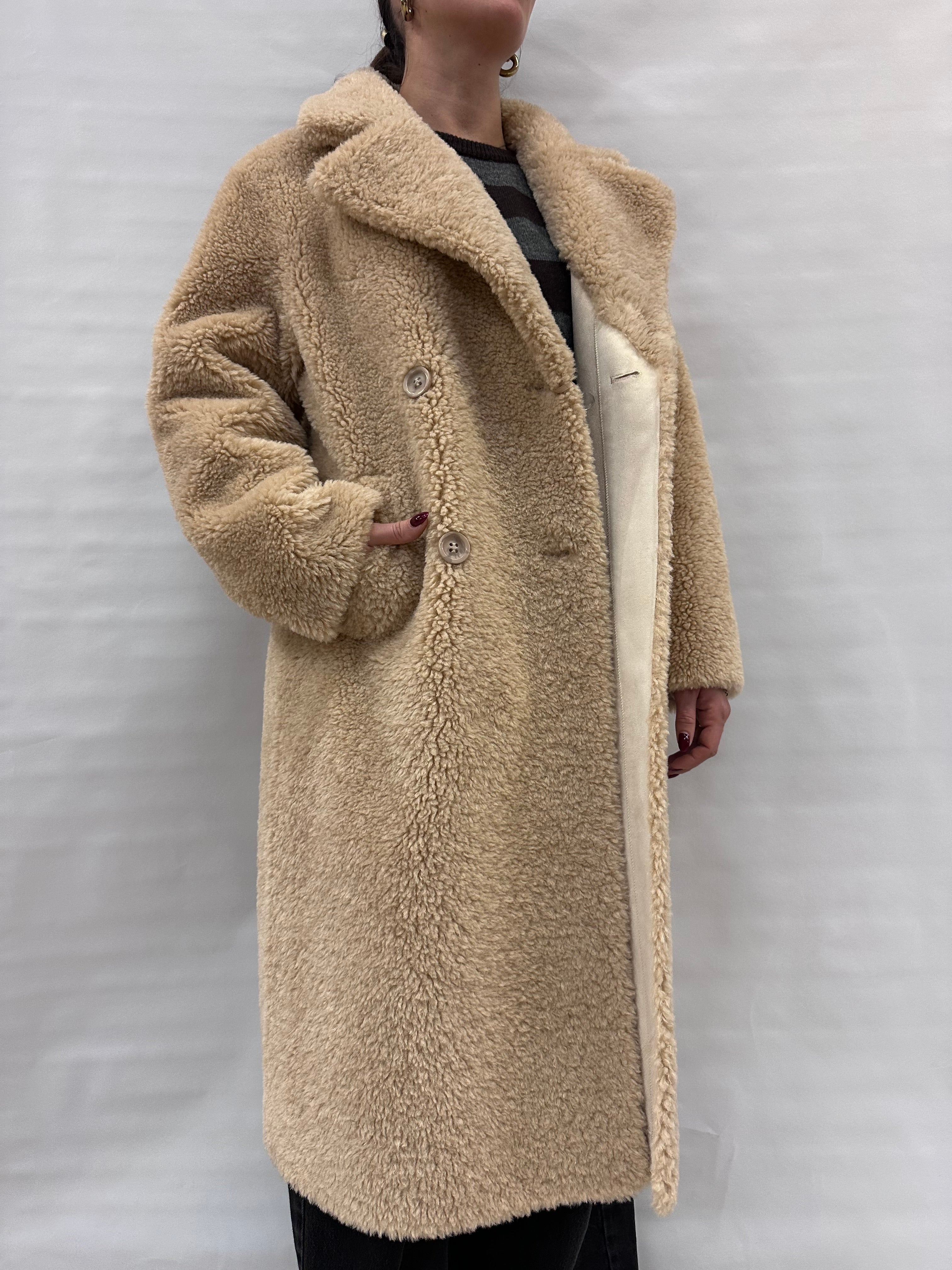 Cappotto RINASCIMENTO Teddy lungo con guanti - COD: CFC0122221003